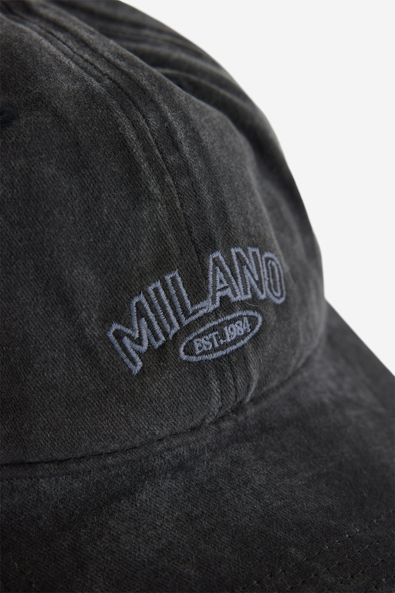 Milano Gorra con bordado milano