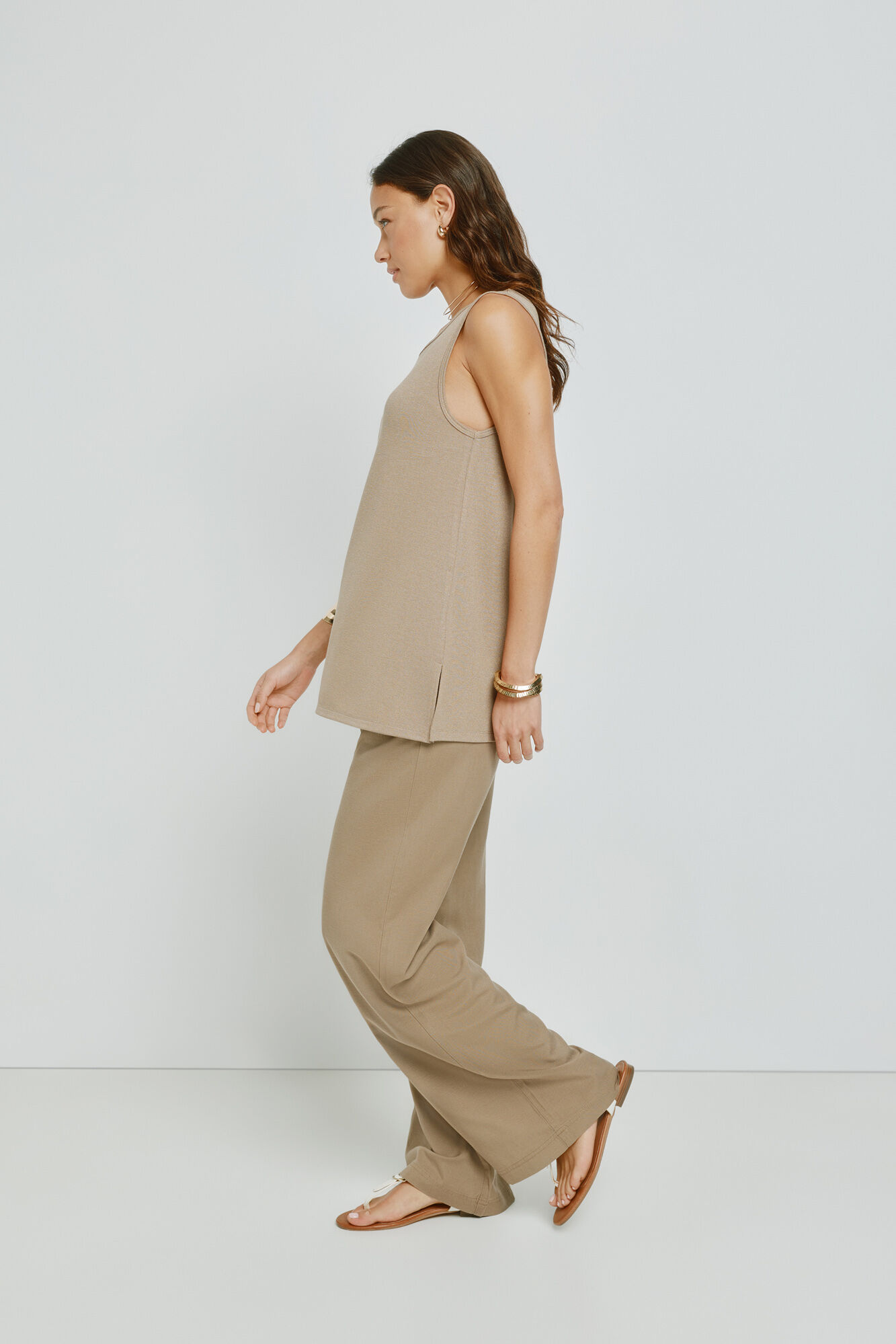 Milano Top cuello redondo Tostado