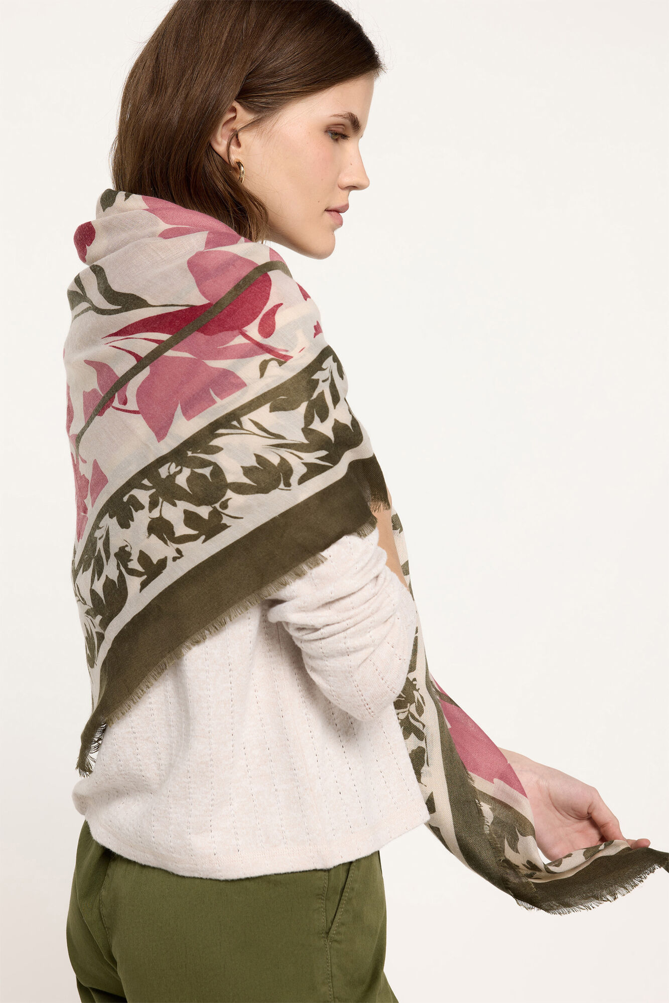 Milano Fular con estampado floral natural