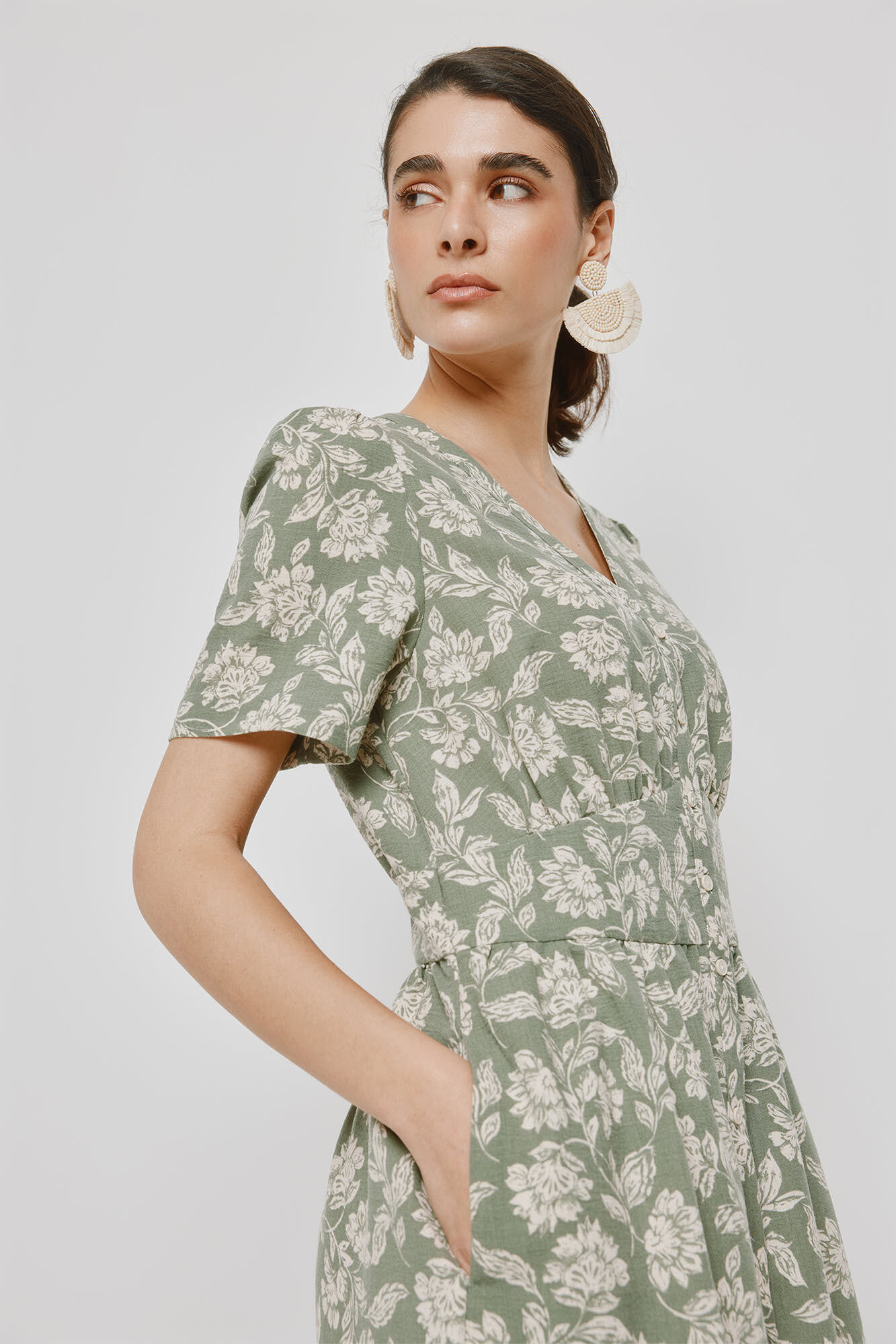 Milano Vestido escote en pico Kaki Claro