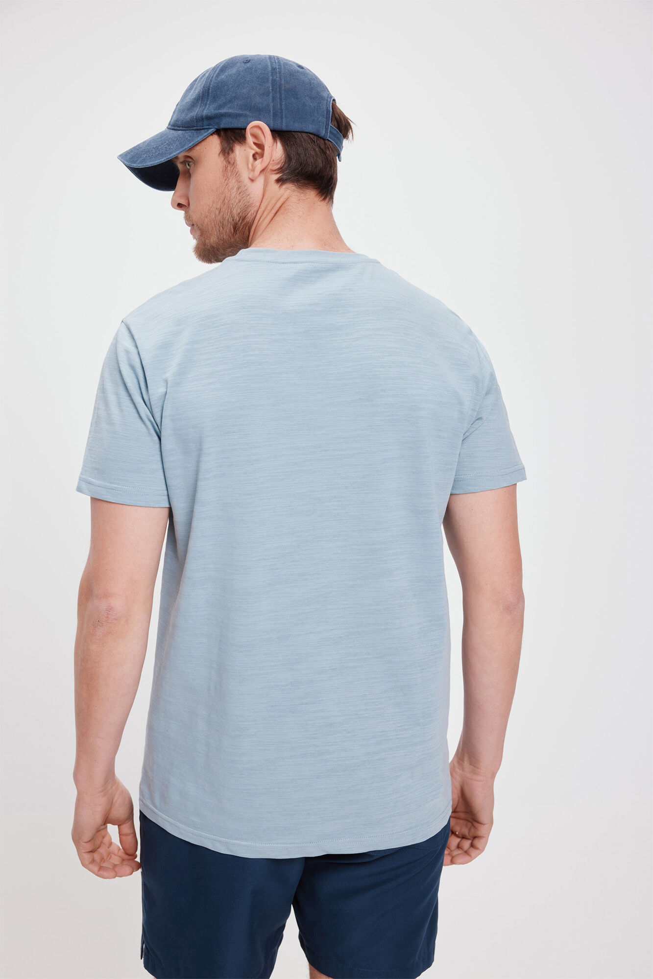 Milano Camiseta b&aacute;sica con Bolsillo Azul Claro