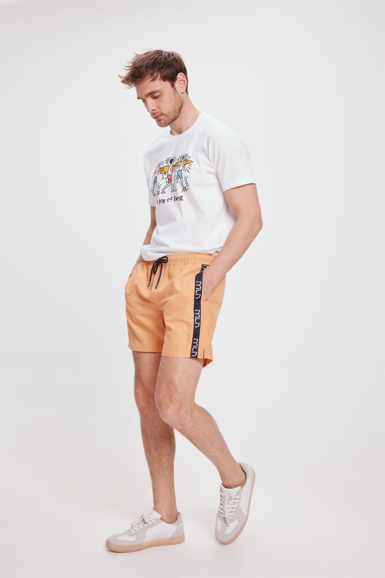 Milano Ba&ntilde;ador liso con cinta milano lateral