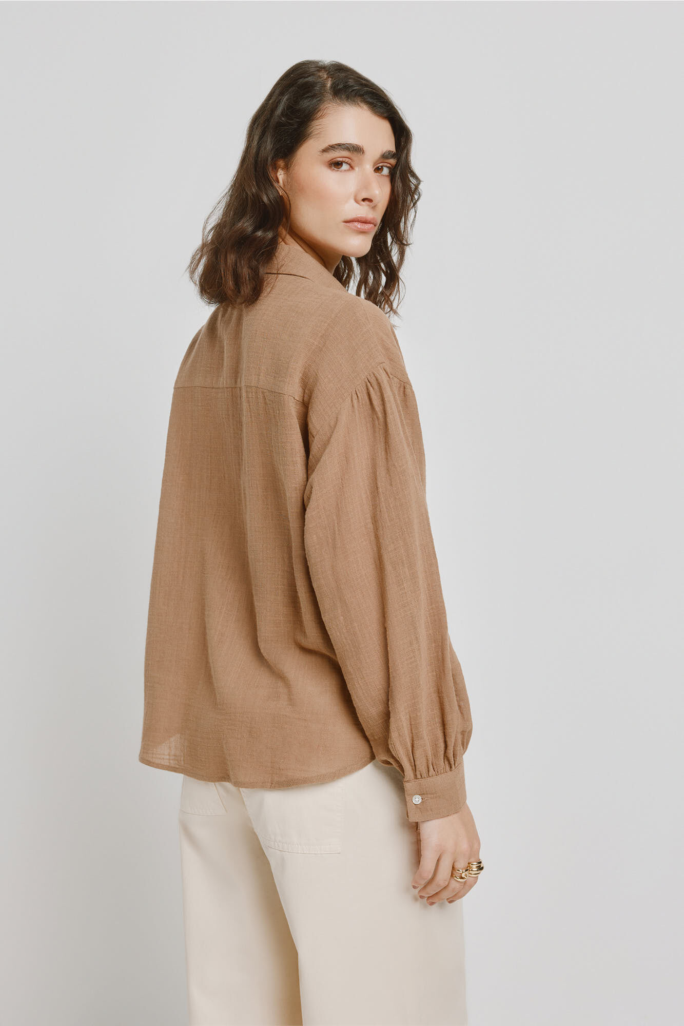 Milano Blusa lisa Marr&oacute;n