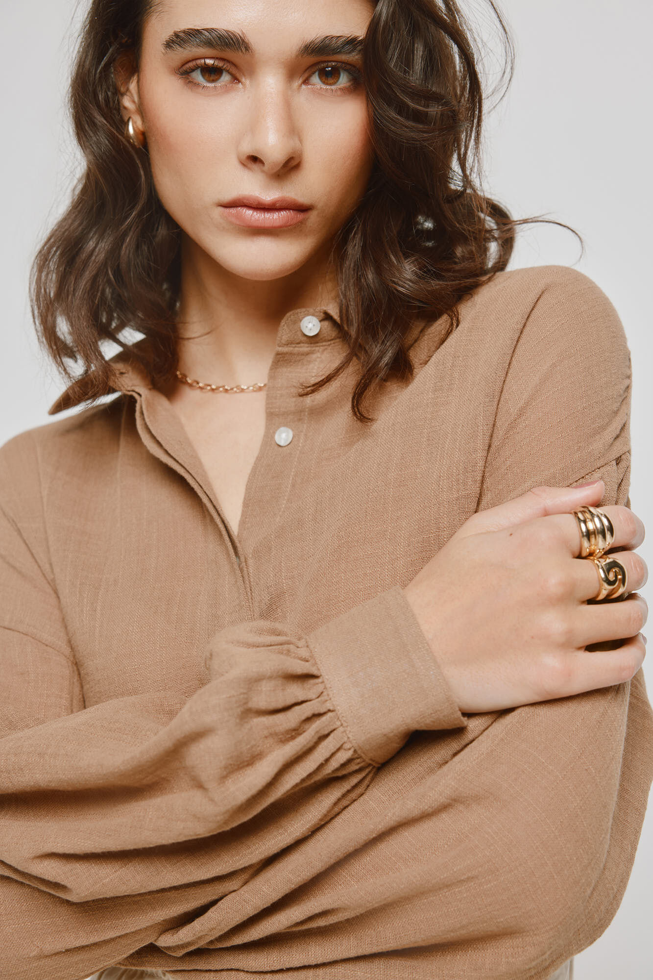 Milano Blusa lisa Marr&oacute;n