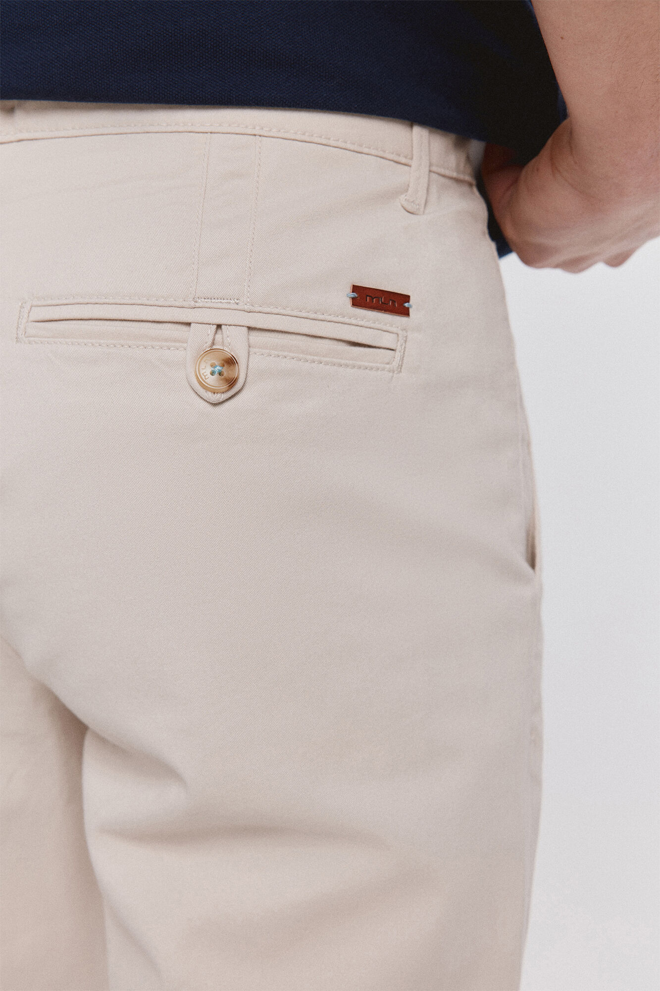 Milano Pantal&oacute;n Chino Liso Beige