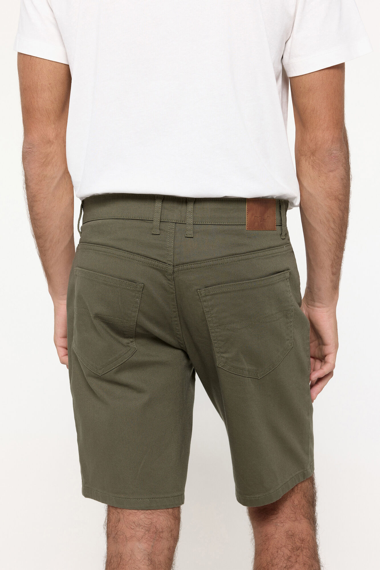 Milano Bermudas cinco bolsillos. Kaki Oscuro