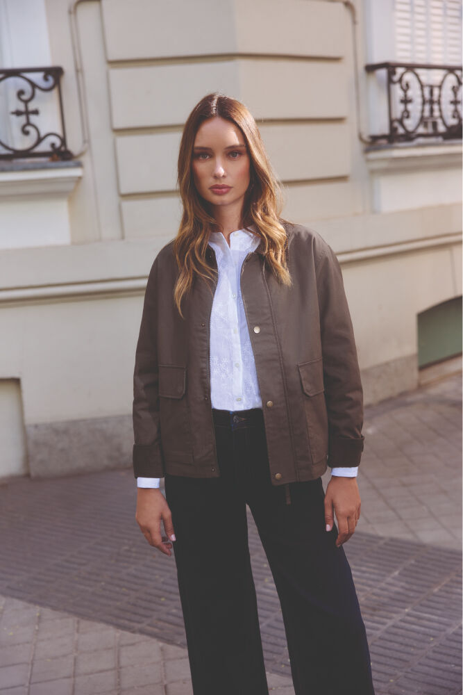 Milano Chamarra con cuello de pana