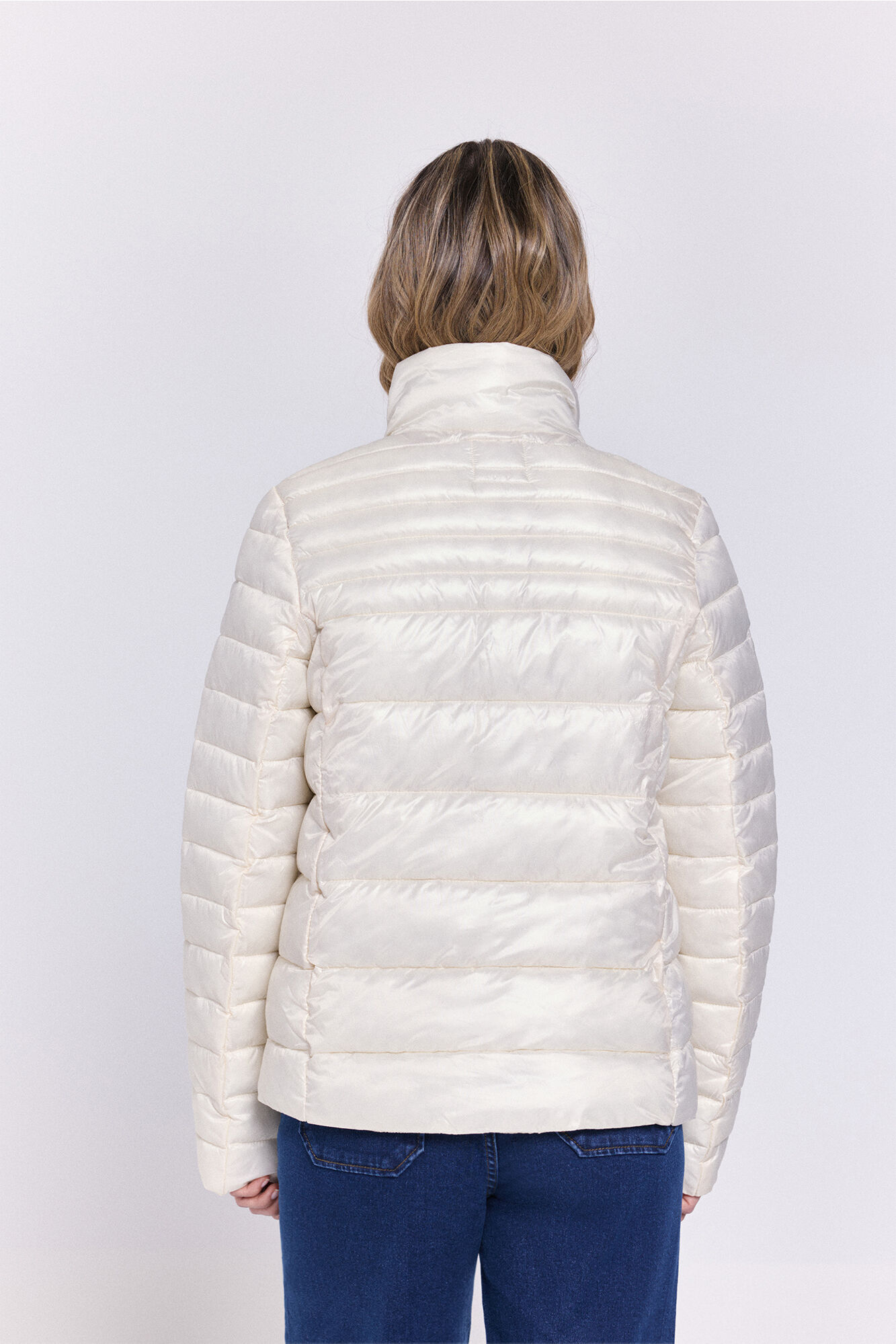 Milano Plum&iacute;fero short estilo plum&iacute;fero Marfil