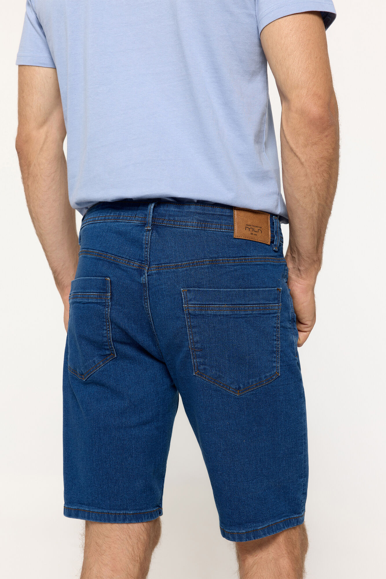 Milano Bermuda Denim Slim. Azul Claro