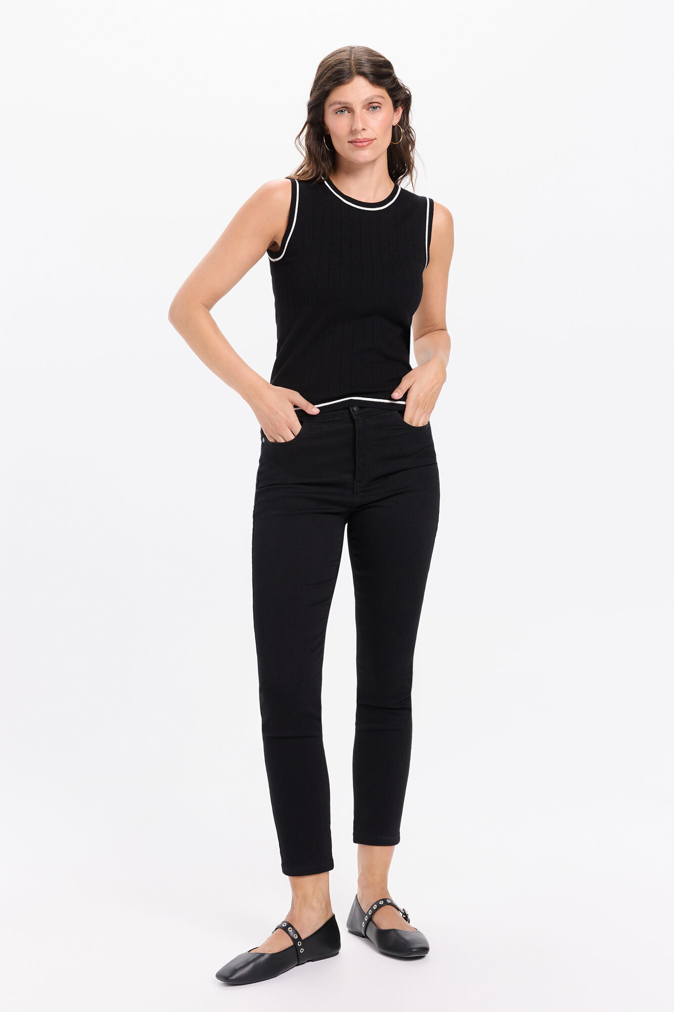 Milano Top de tejido negro con detalles blancos en contraste Negro