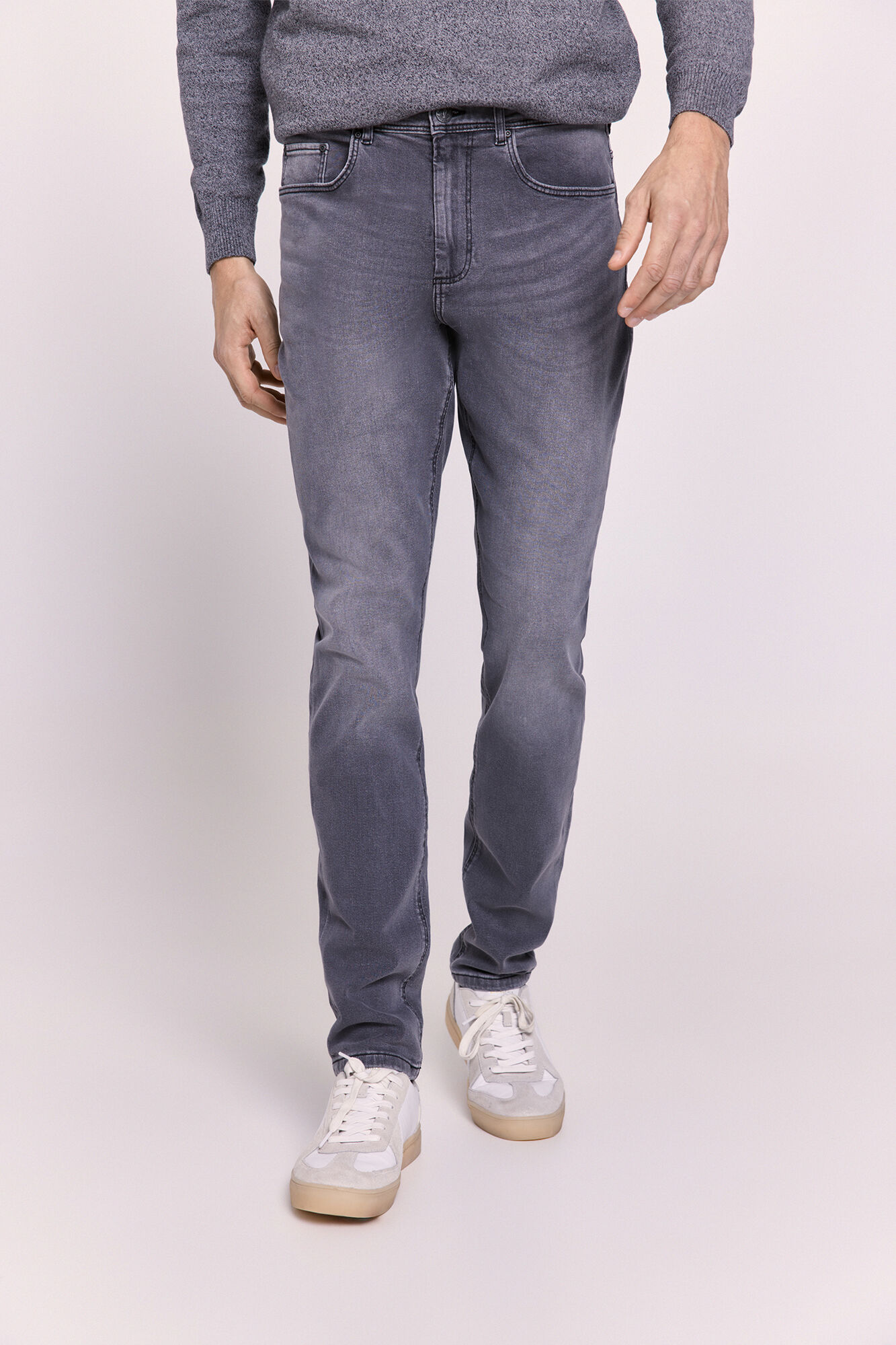 Milano Pantal&oacute;n slim fit de mezclilla