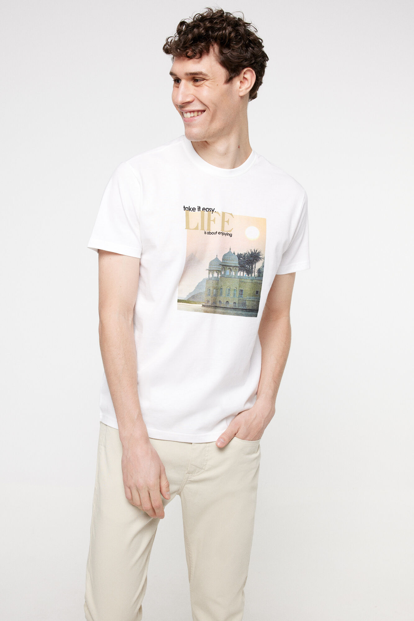 Milano Pantalon bolsillos finos. Beige