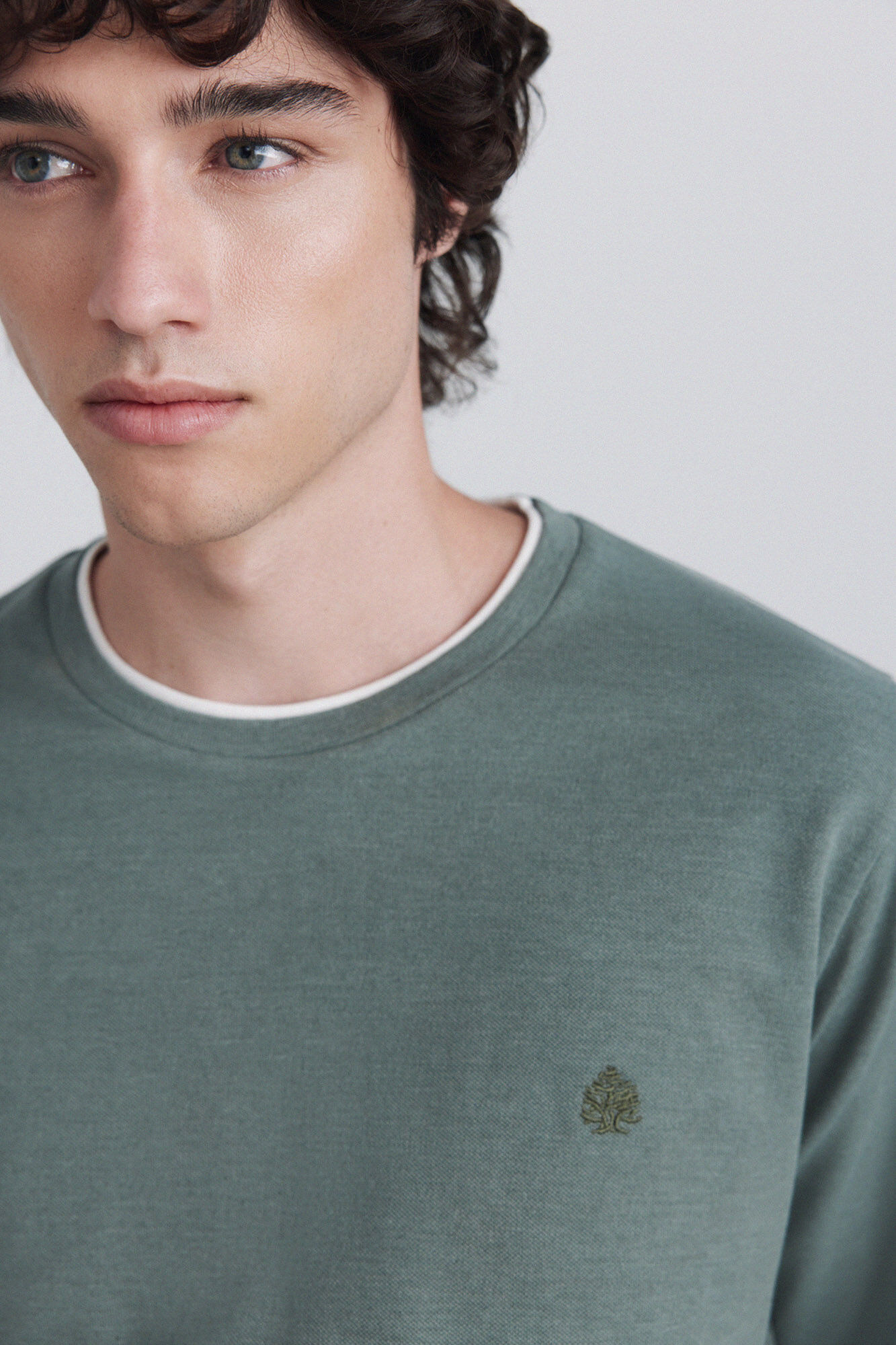 Springfield Playera manga larga doble cuello melange verde