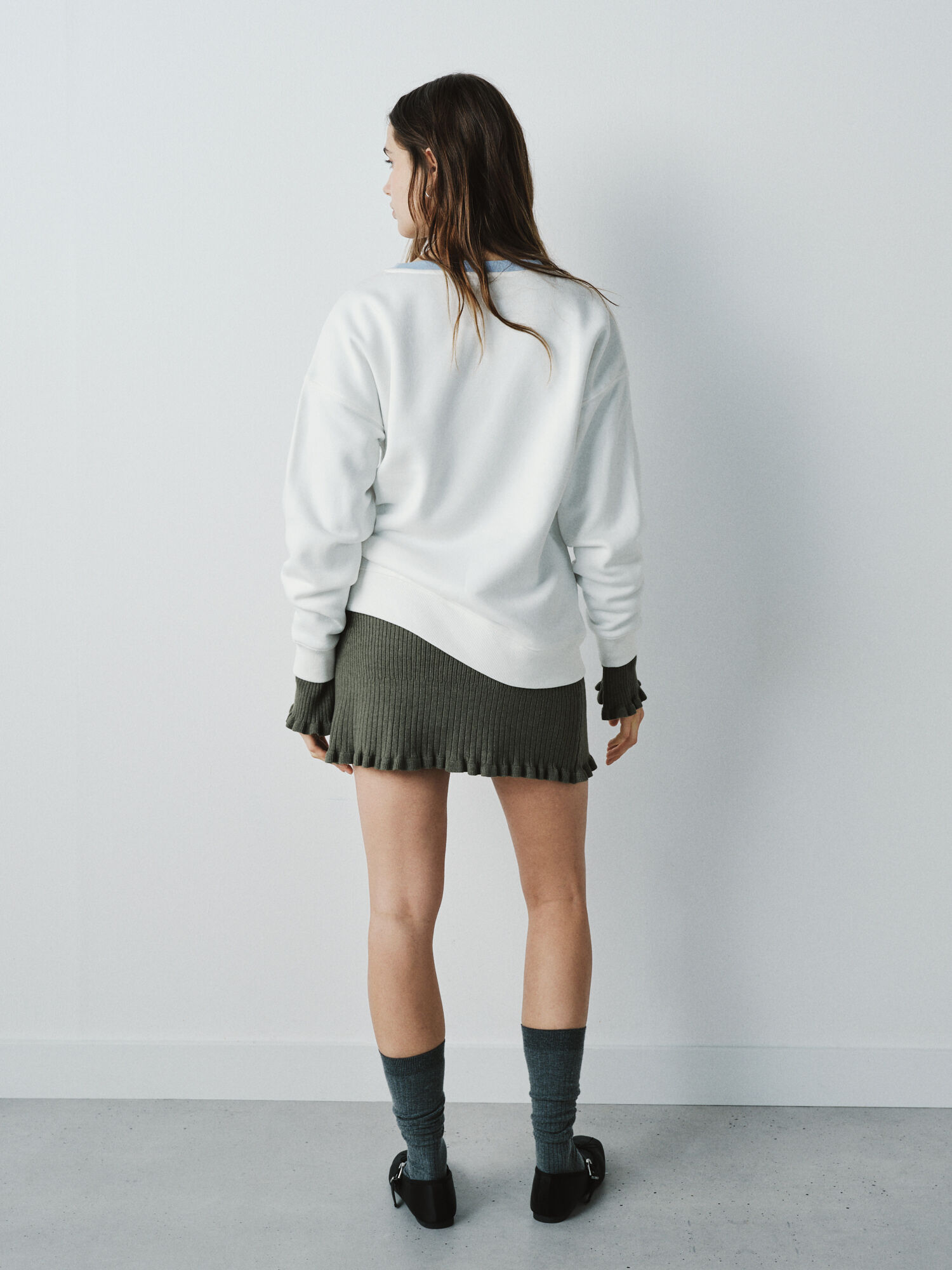 High Spirits Su&eacute;ter miel blanco