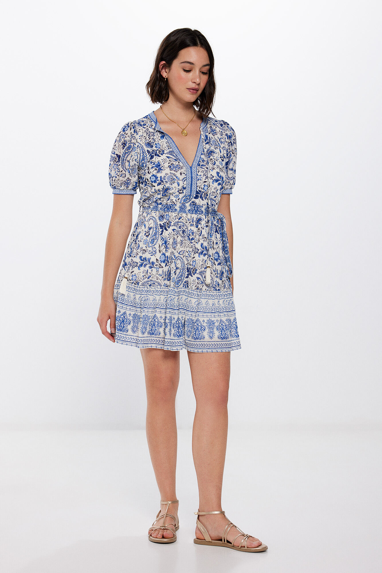 Vestido corto paisley cenefas Vestidos para mujer Springfield MX