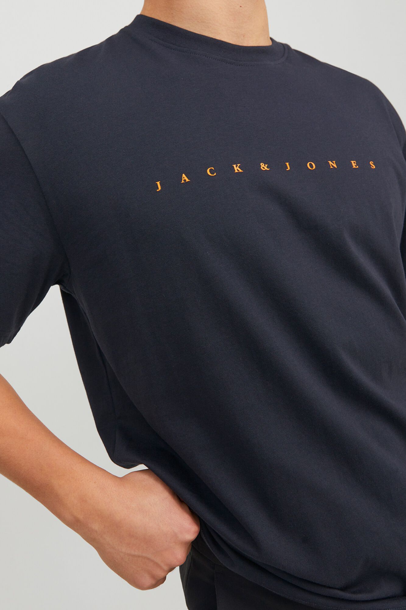 Jack & Jones Playera relaxed de manga corta