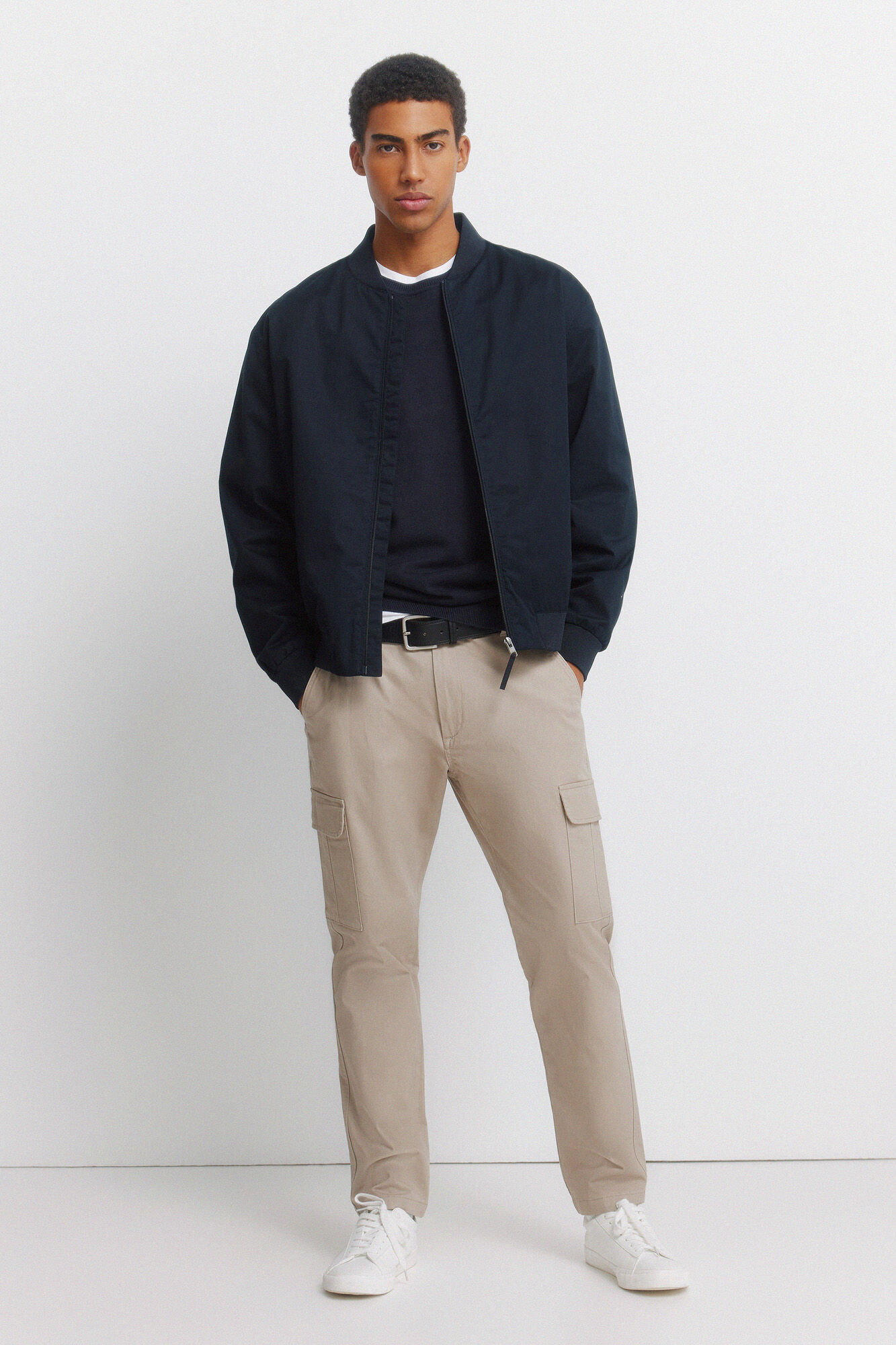 Springfield Pantal&oacute;n cargo c&oacute;modo slim fit caf&eacute;