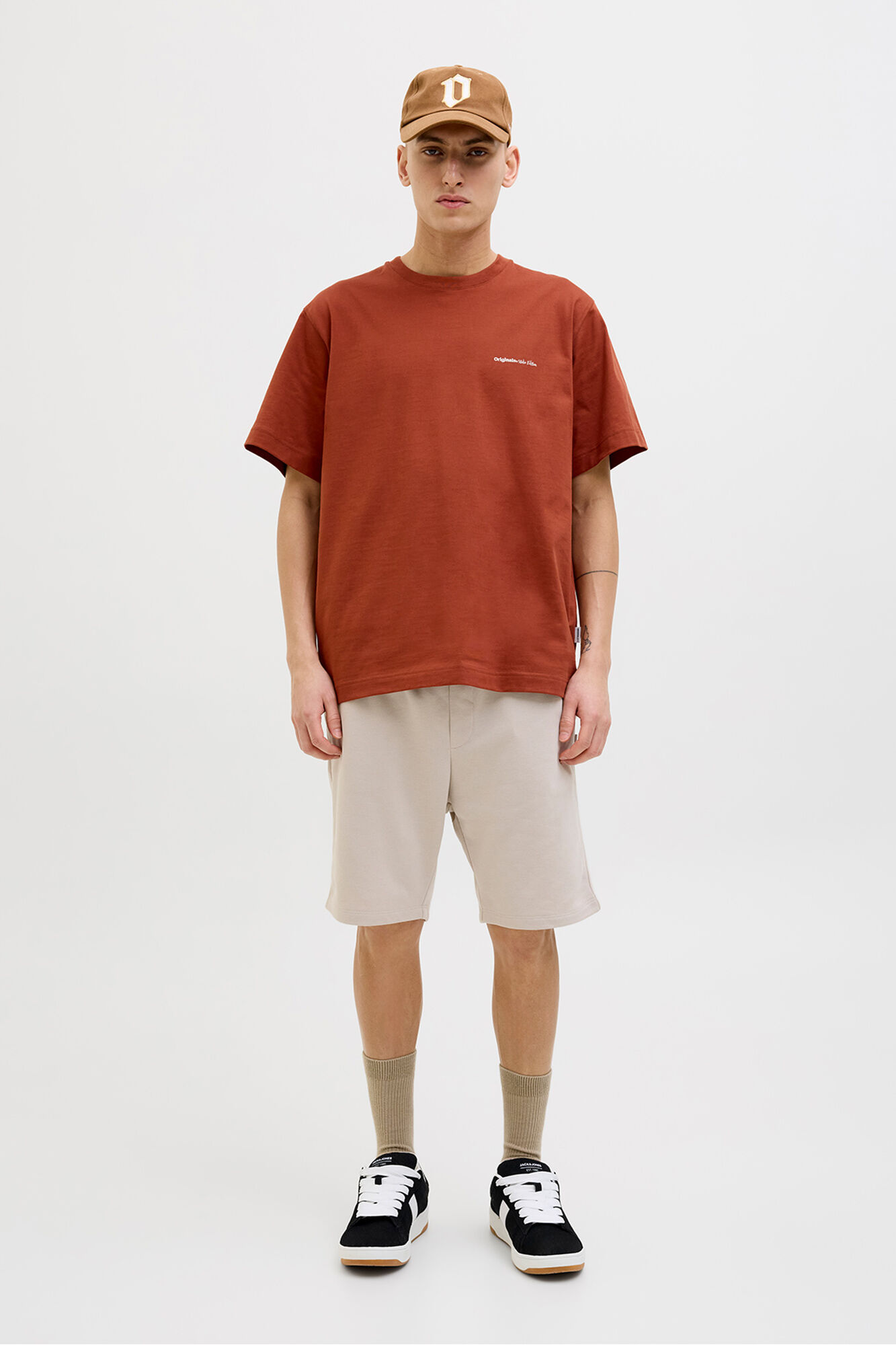 Jack & Jones Camiseta back print caf&eacute;