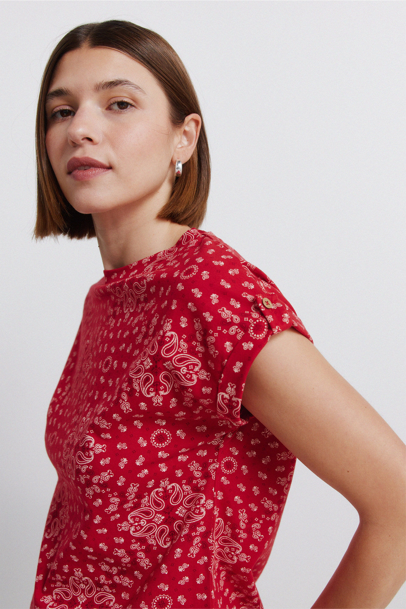 Springfield Playera de manga doblada rojo