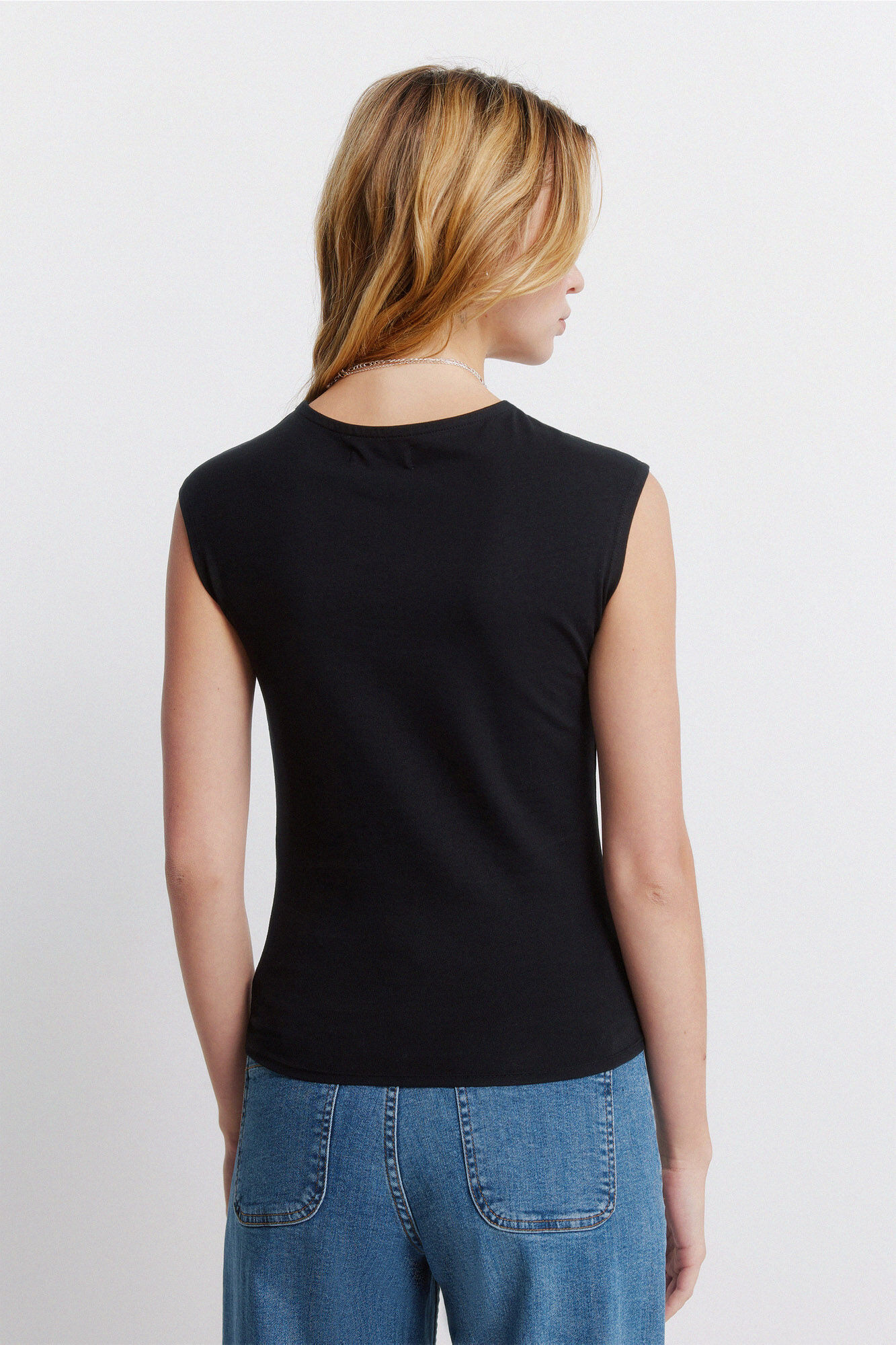 Springfield Top b&aacute;sico sin mangas de algod&oacute;n negro