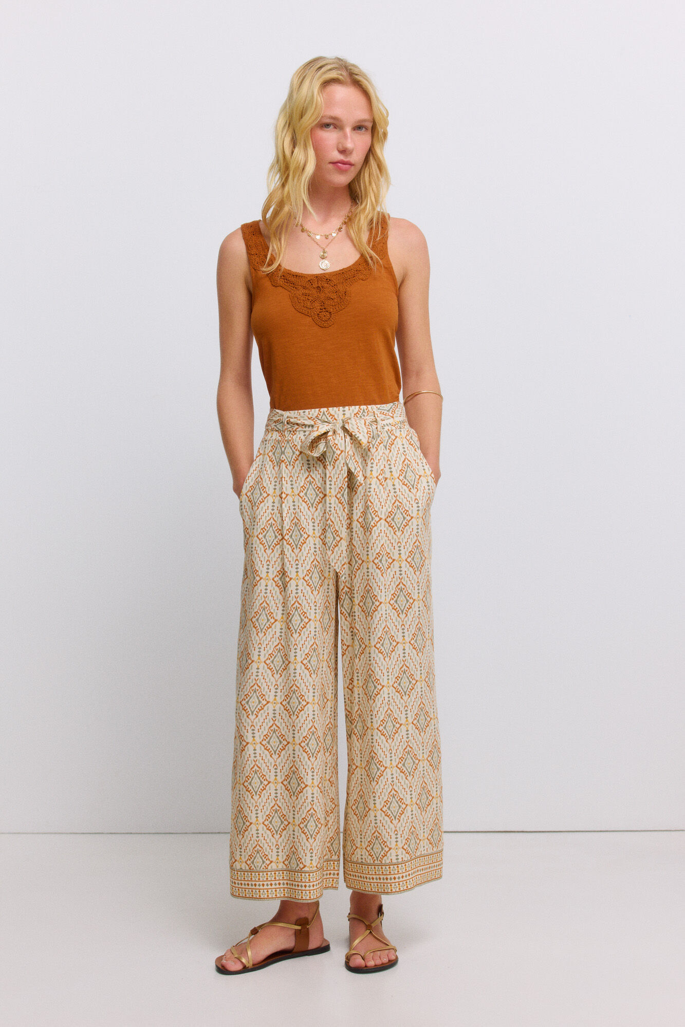 Springfield Pantal&oacute;n fluido estampado con cintur&oacute;n