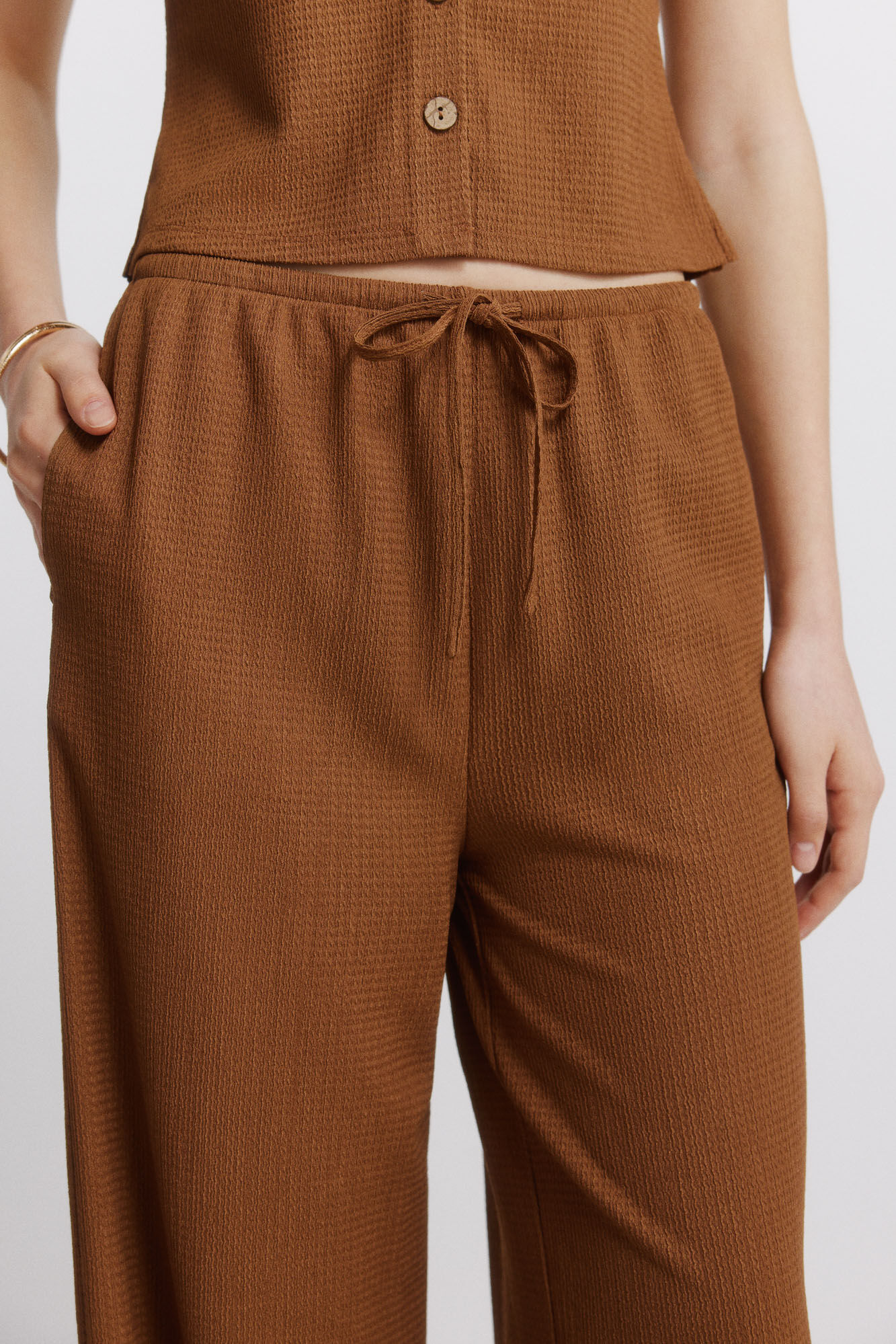 Springfield Pantal&oacute;n largo con cord&oacute;n caf&eacute;