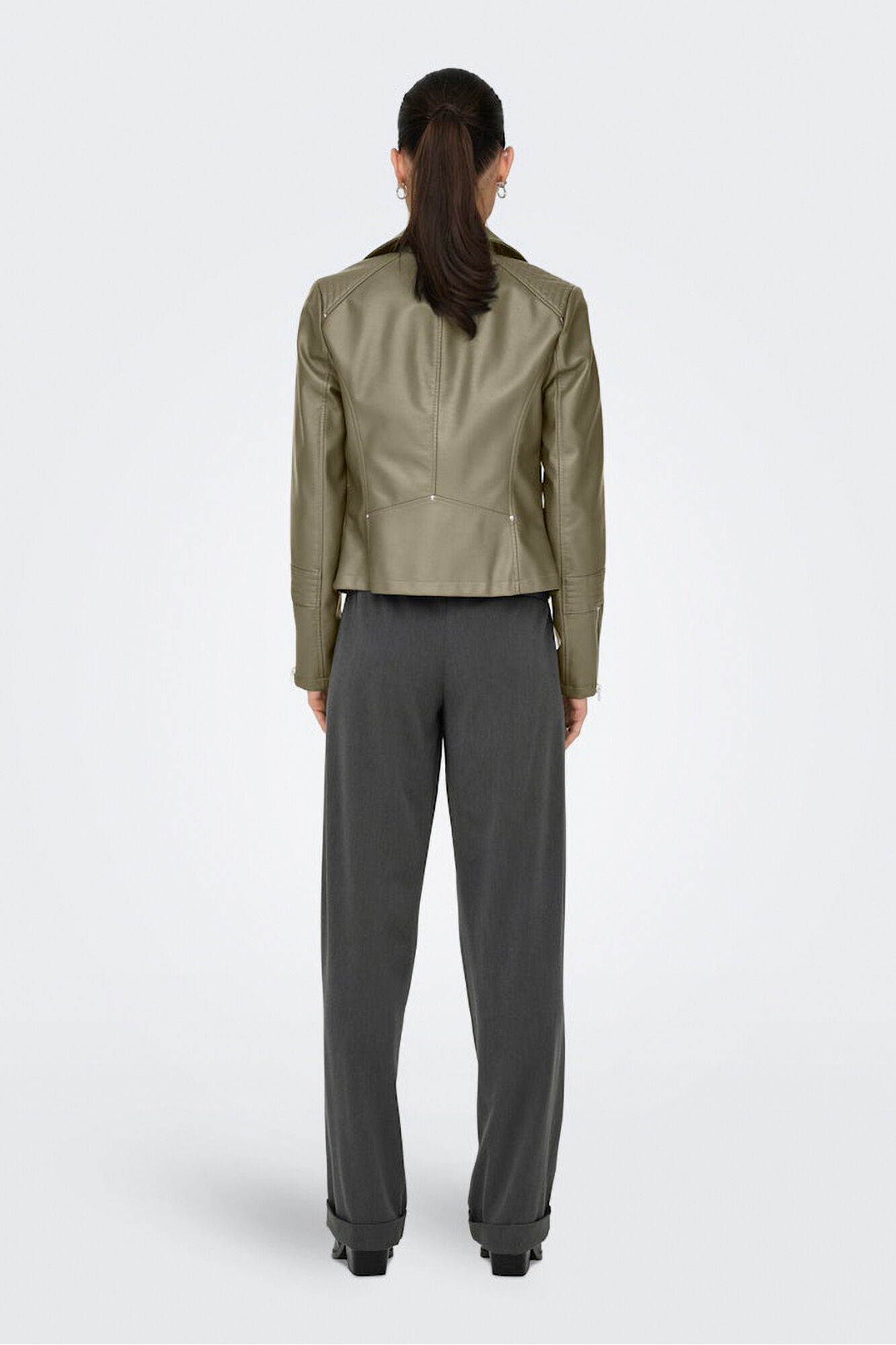 Only Chamarra biker piel vegana verde