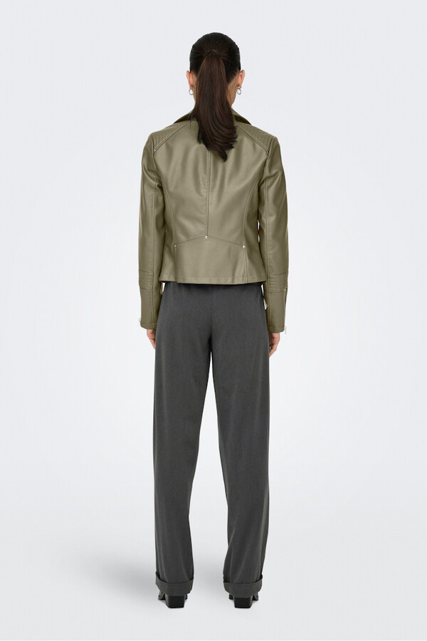 Only Chamarra biker piel vegana verde