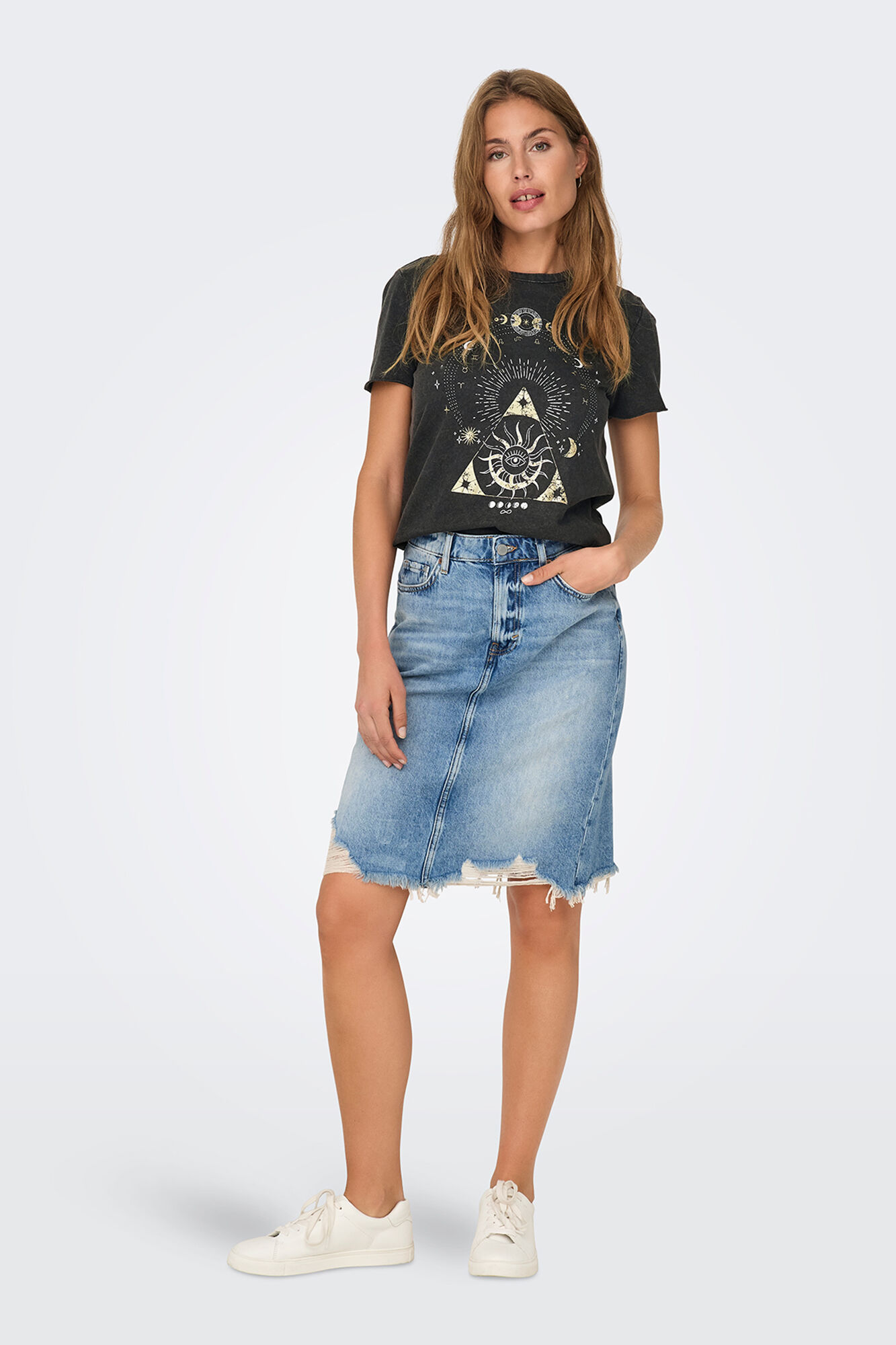 Only Playera estampada de manga corta gris