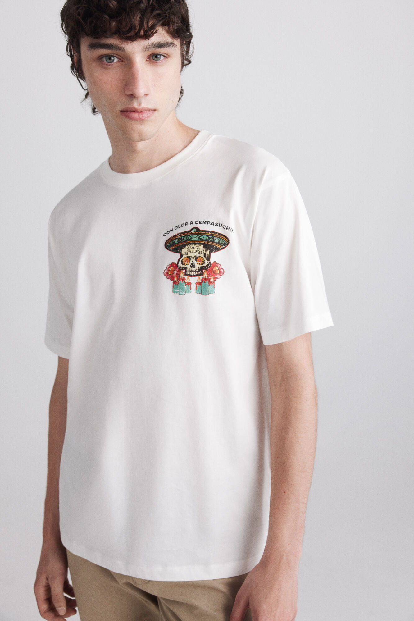 Springfield Playera D&iacute;a de Muertos olor a Cempas&uacute;chil marfil