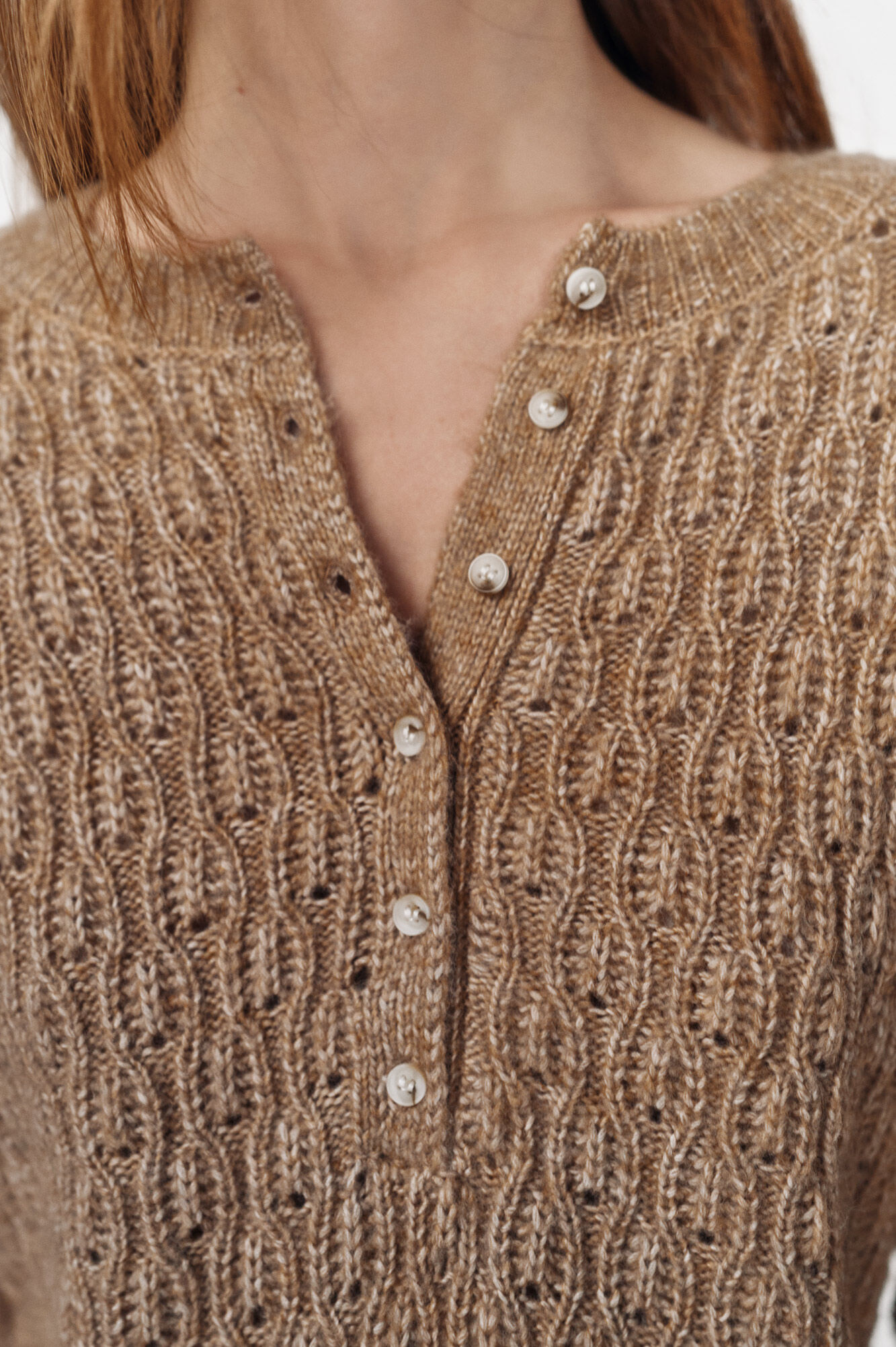 High Spirits Su&eacute;ter Braid caf&eacute;