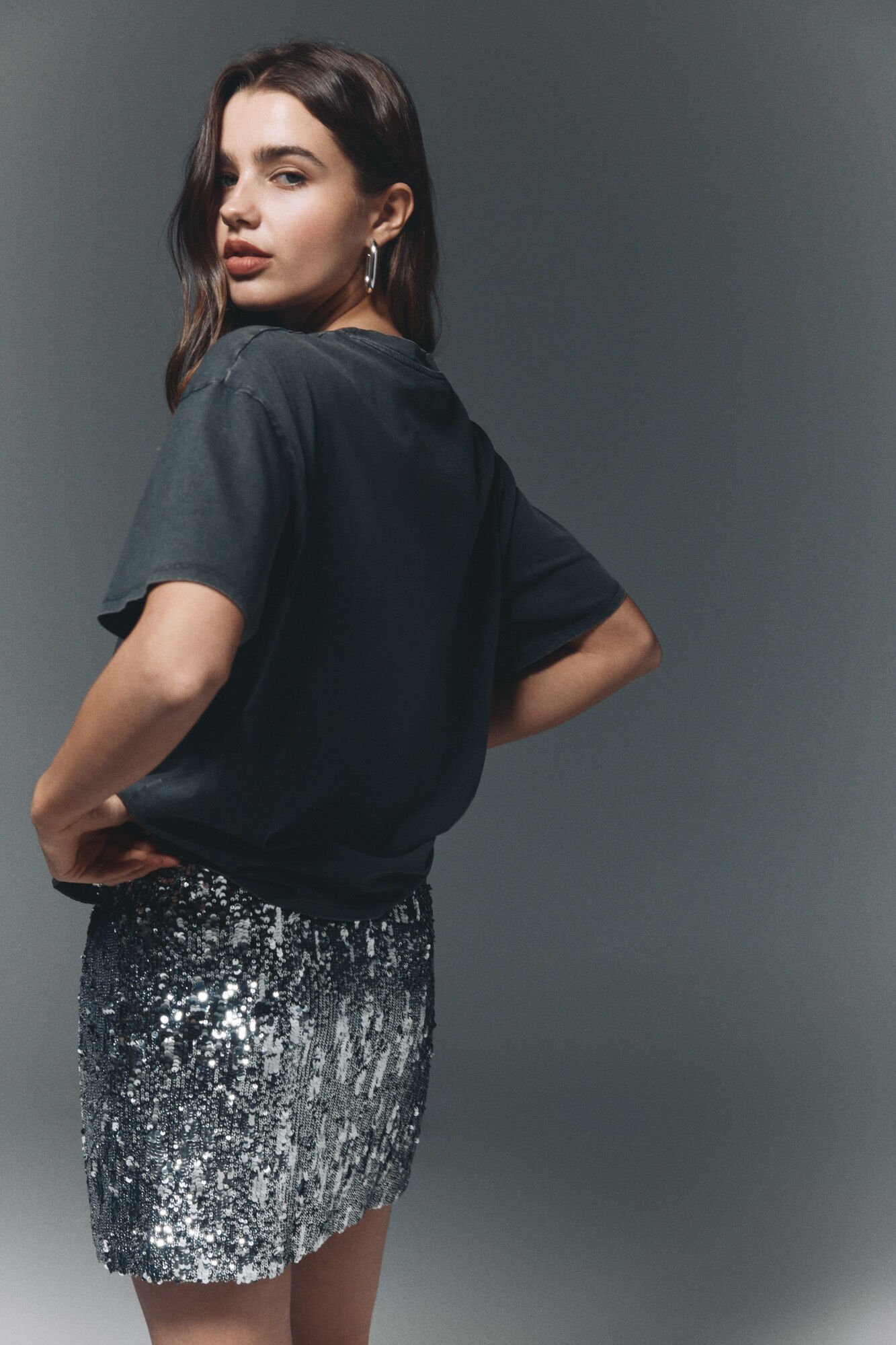 High Spirits Dice playera gris