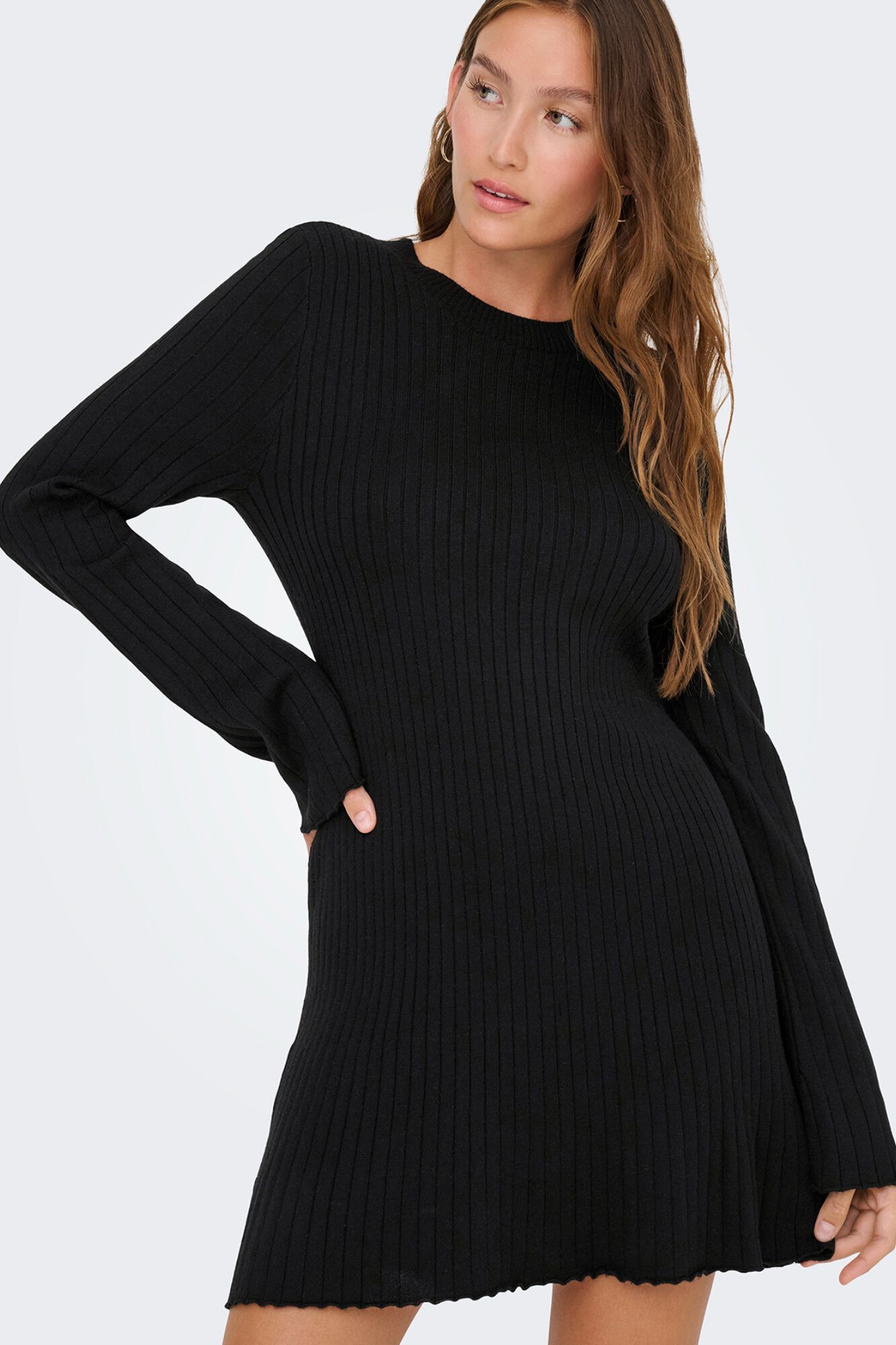 Only Vestido corto de manga larga negro