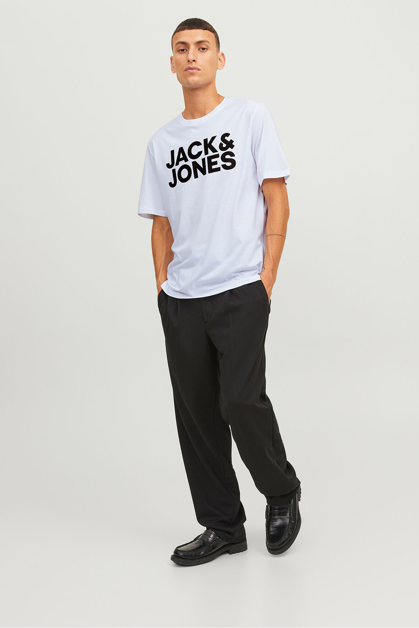 Jack & Jones Playera est&aacute;ndar fit natural