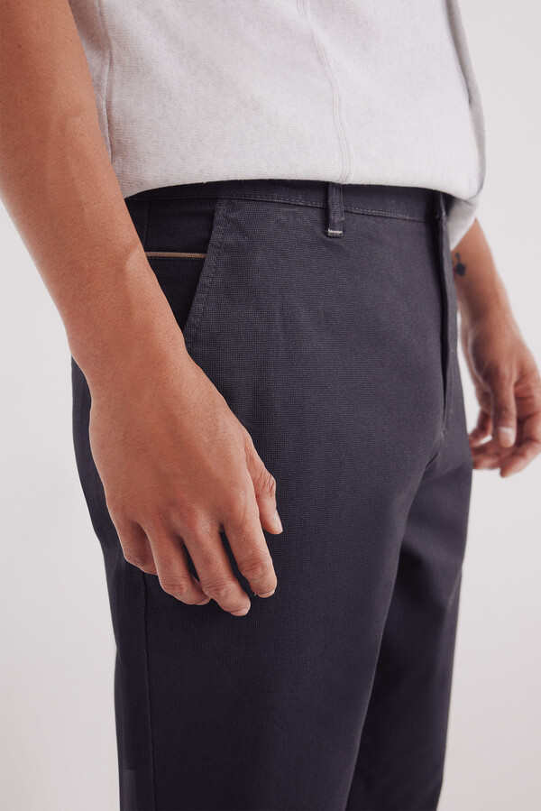 Springfield Pantalón chino microestampado slim fit gris