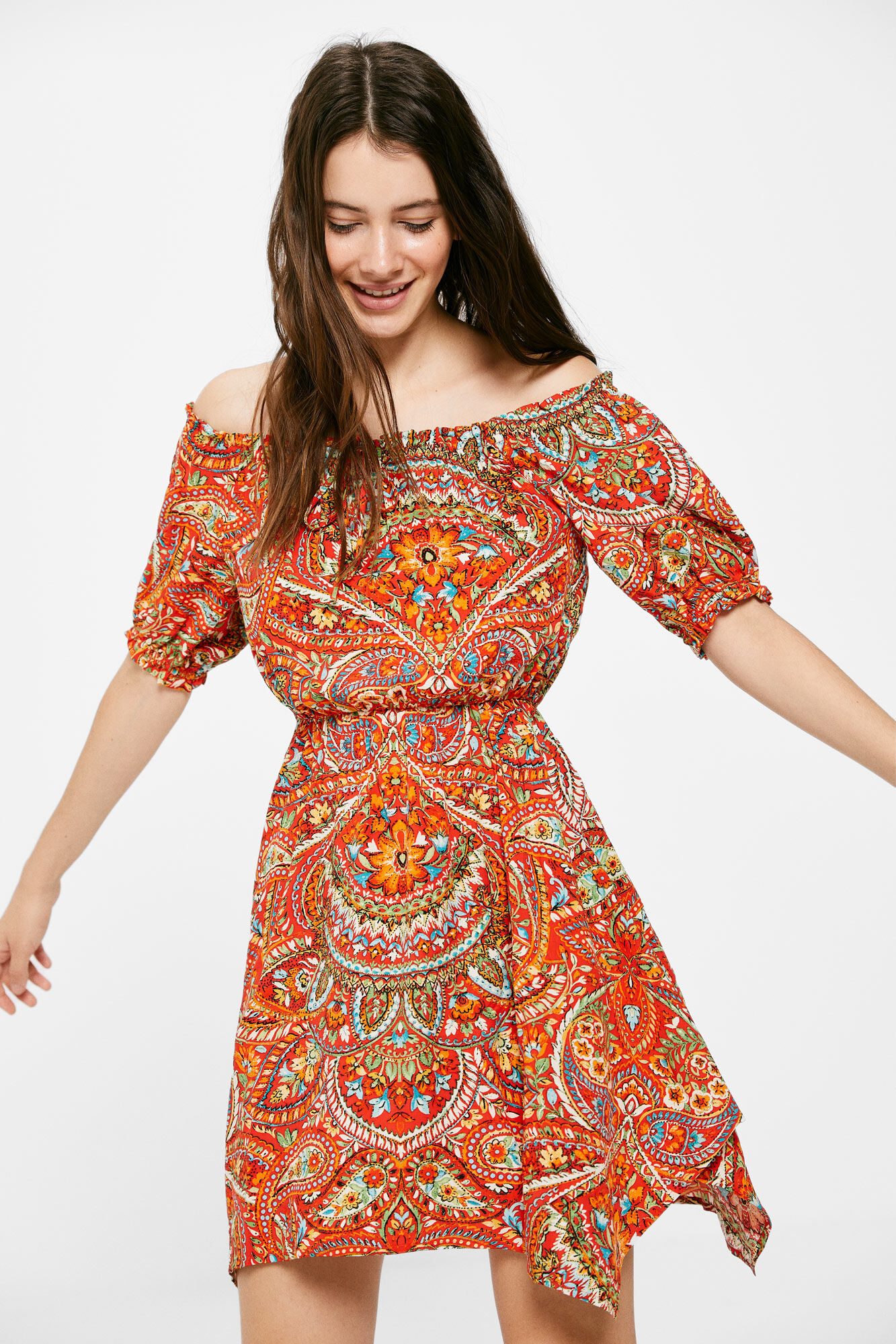 Springfield Vestido Corto Goma Escote rojo