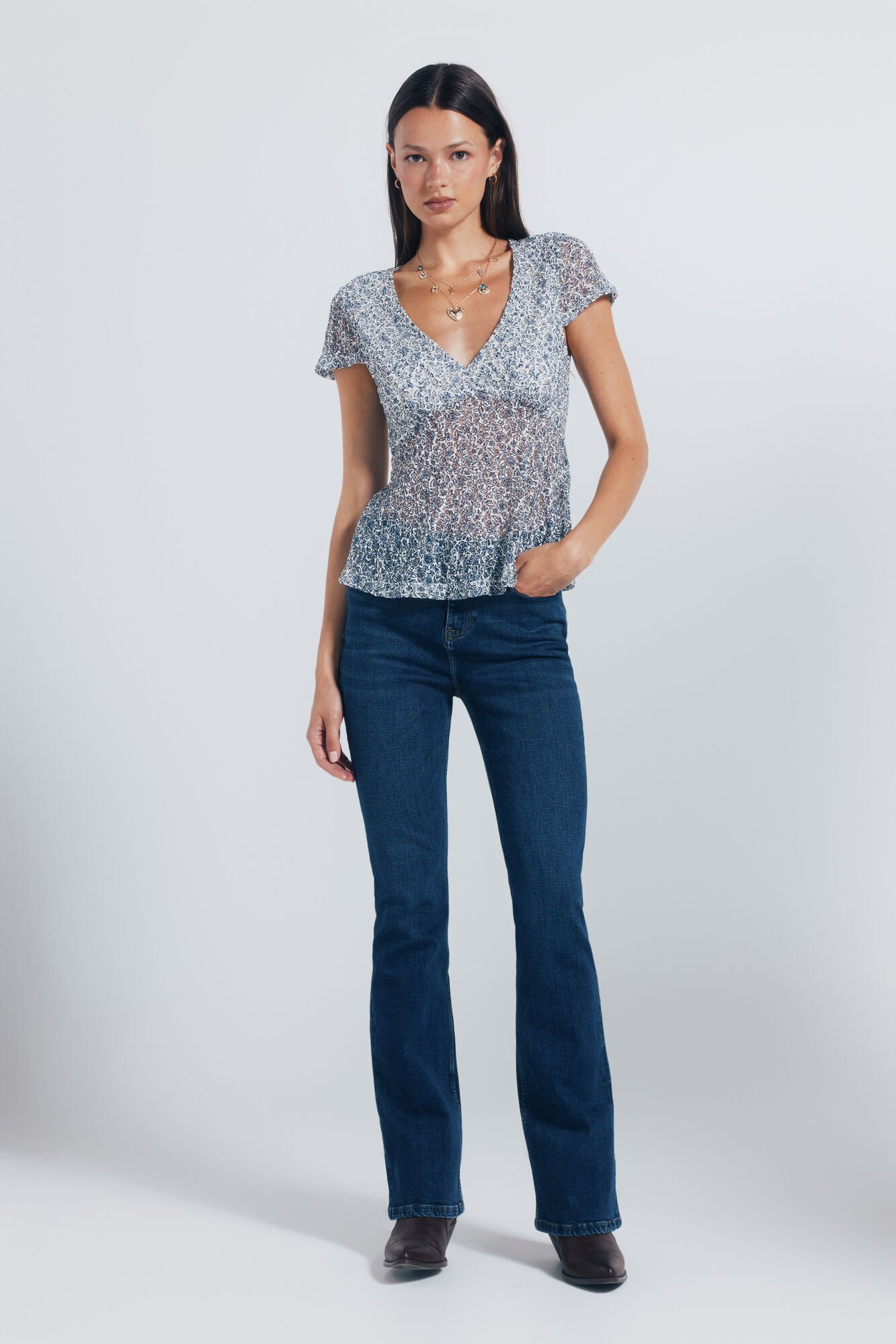 Springfield Top florecitas azules caf&eacute;