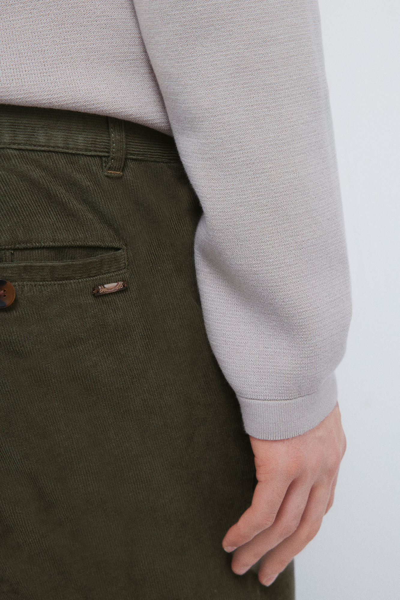 Springfield Pantalones chinos de pana micro de pana entallado kaki