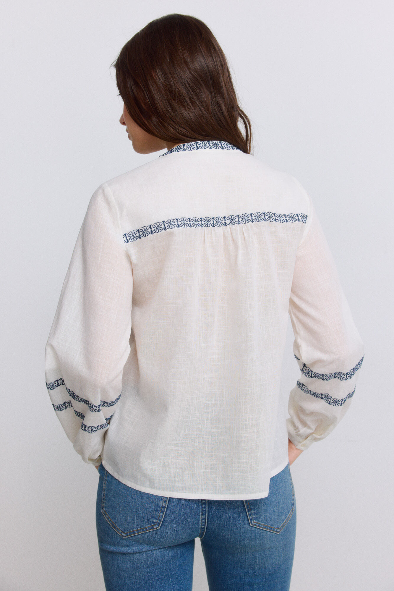 Springfield Blusa bordada manga larga blanco