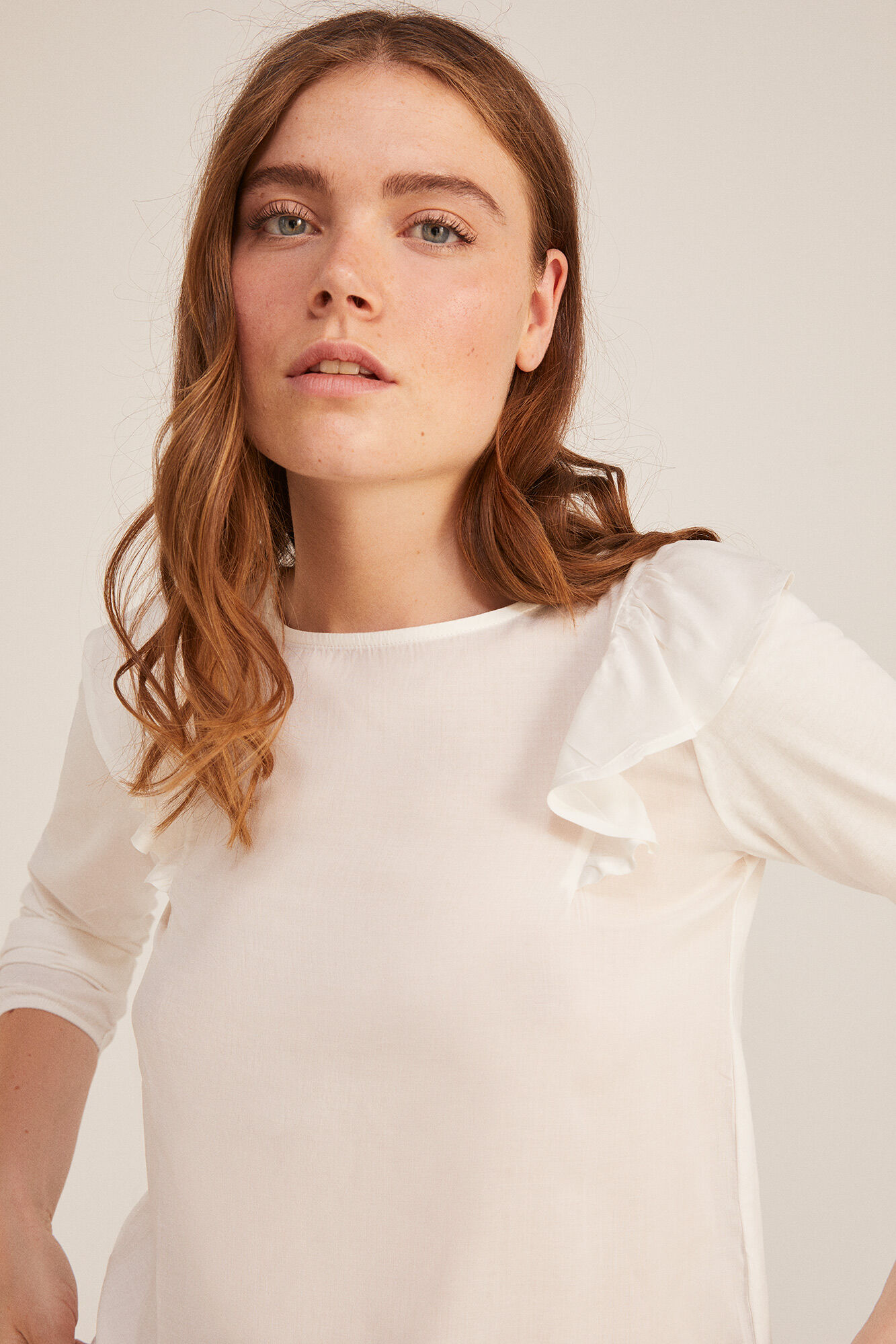 Springfield Playera Bimateria Hombros Volante beige