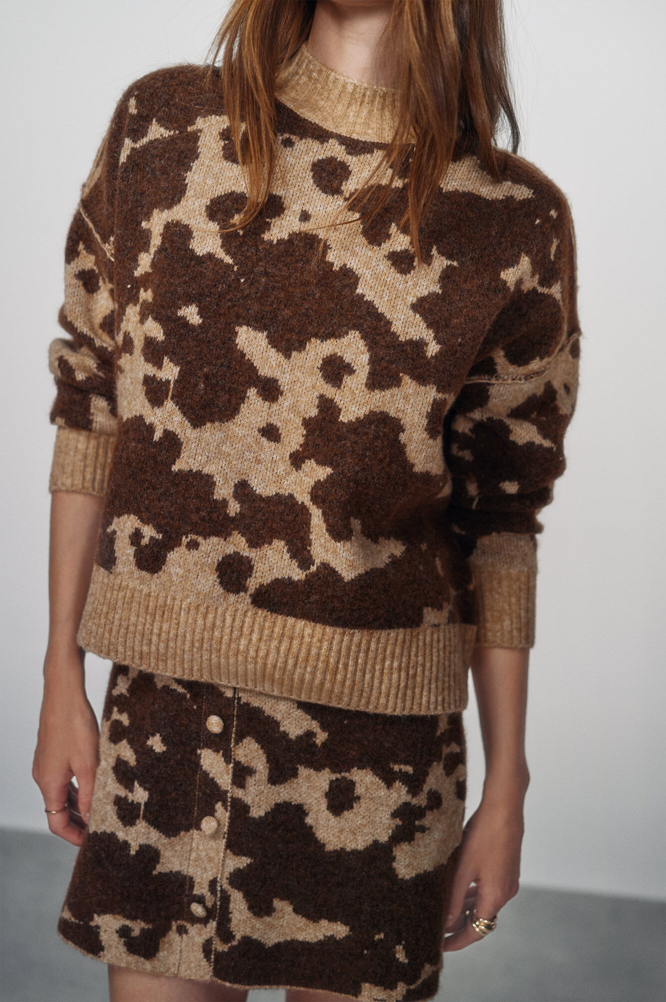 High Spirits Su&eacute;ter Cocoa nude