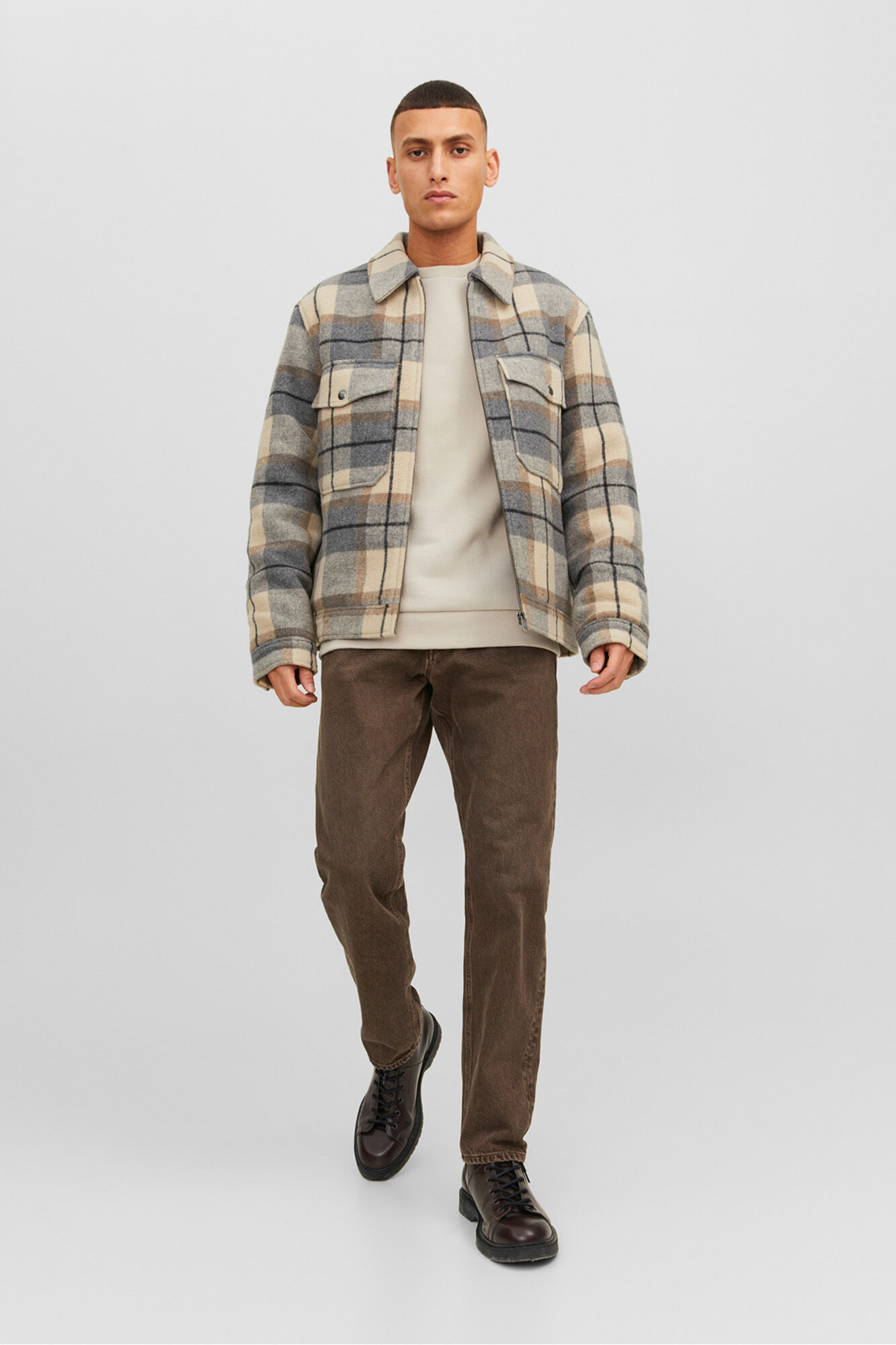 Jack & Jones Sudadera b&aacute;sica de cuello redondo gris