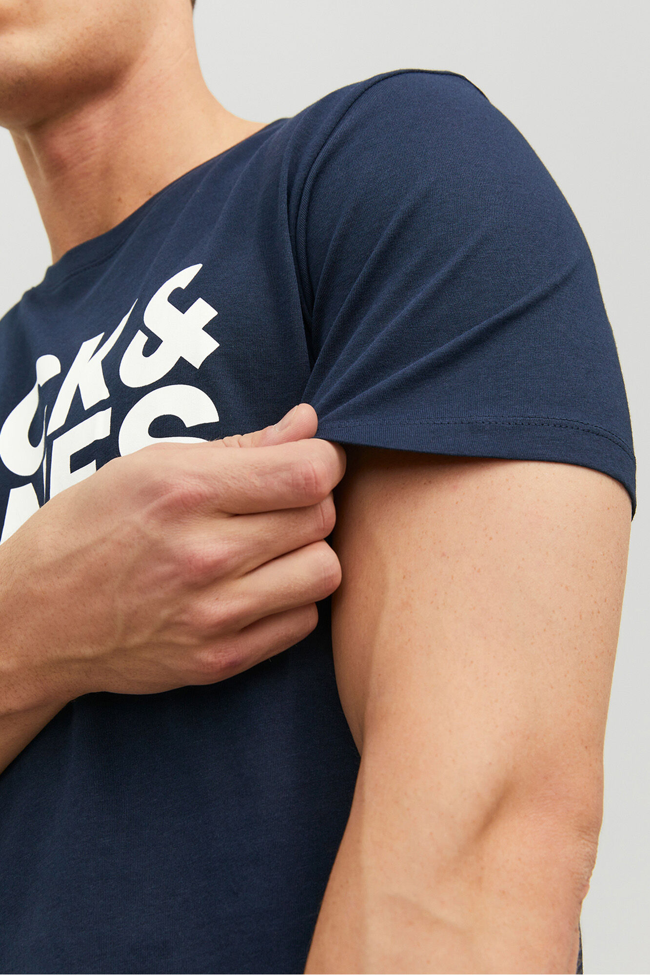 Jack & Jones Playera est&aacute;ndar fit marino
