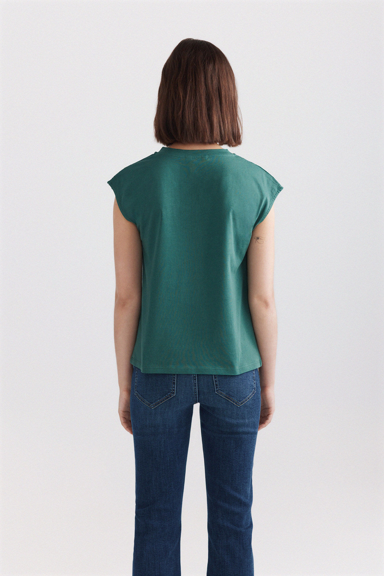 Springfield Playera bordado suizo verde