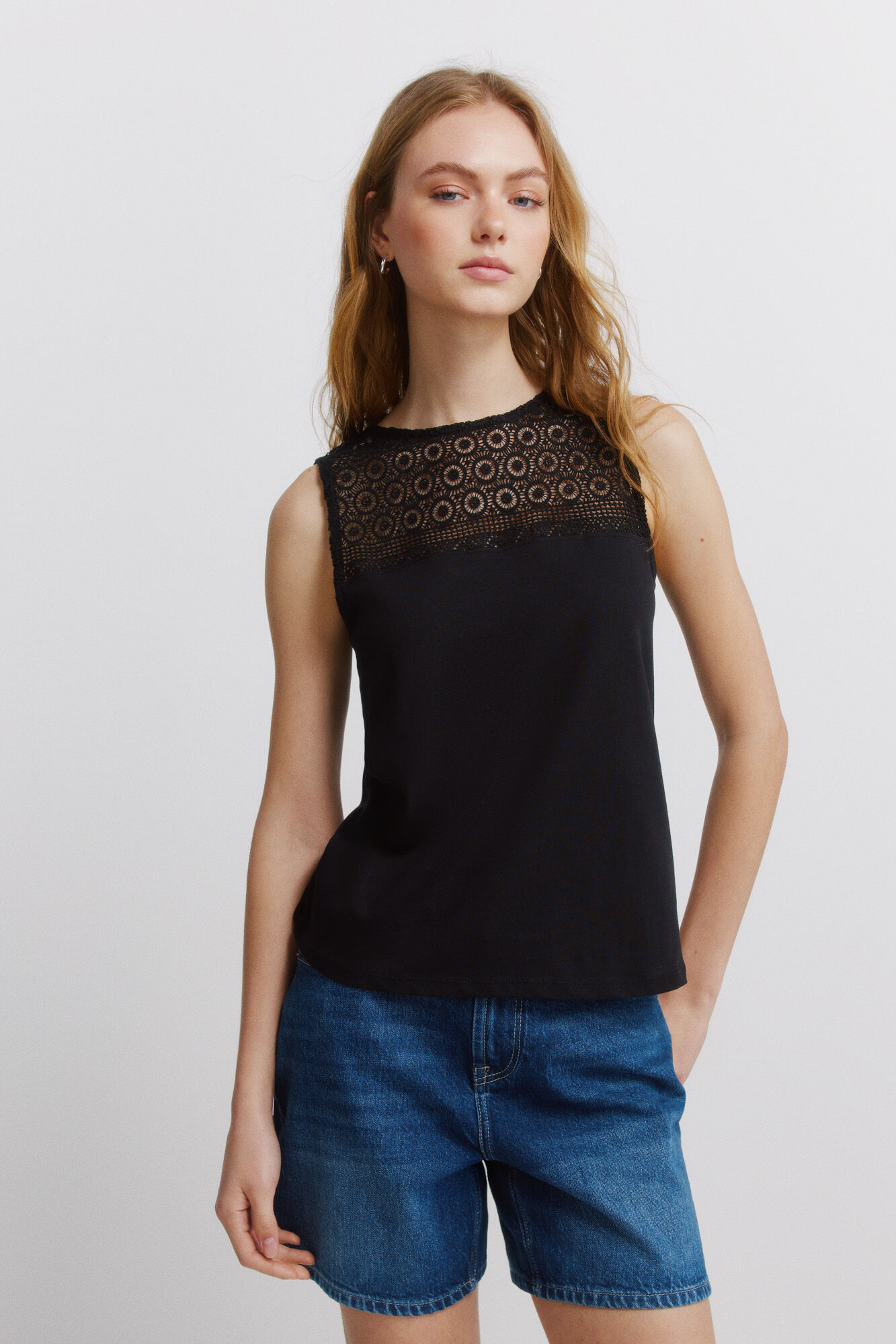 Springfield Playera de tirantes bordada negro