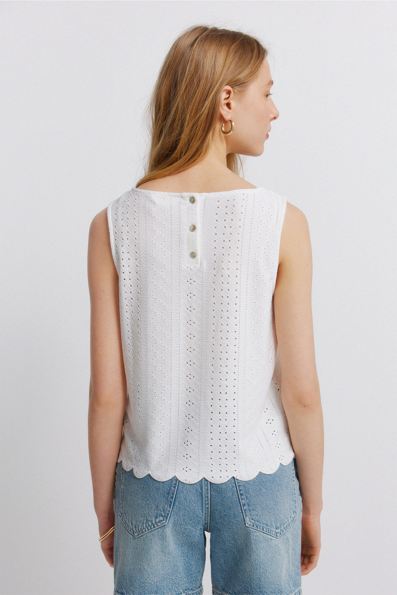 Springfield Playera de tirantes crochet marfil