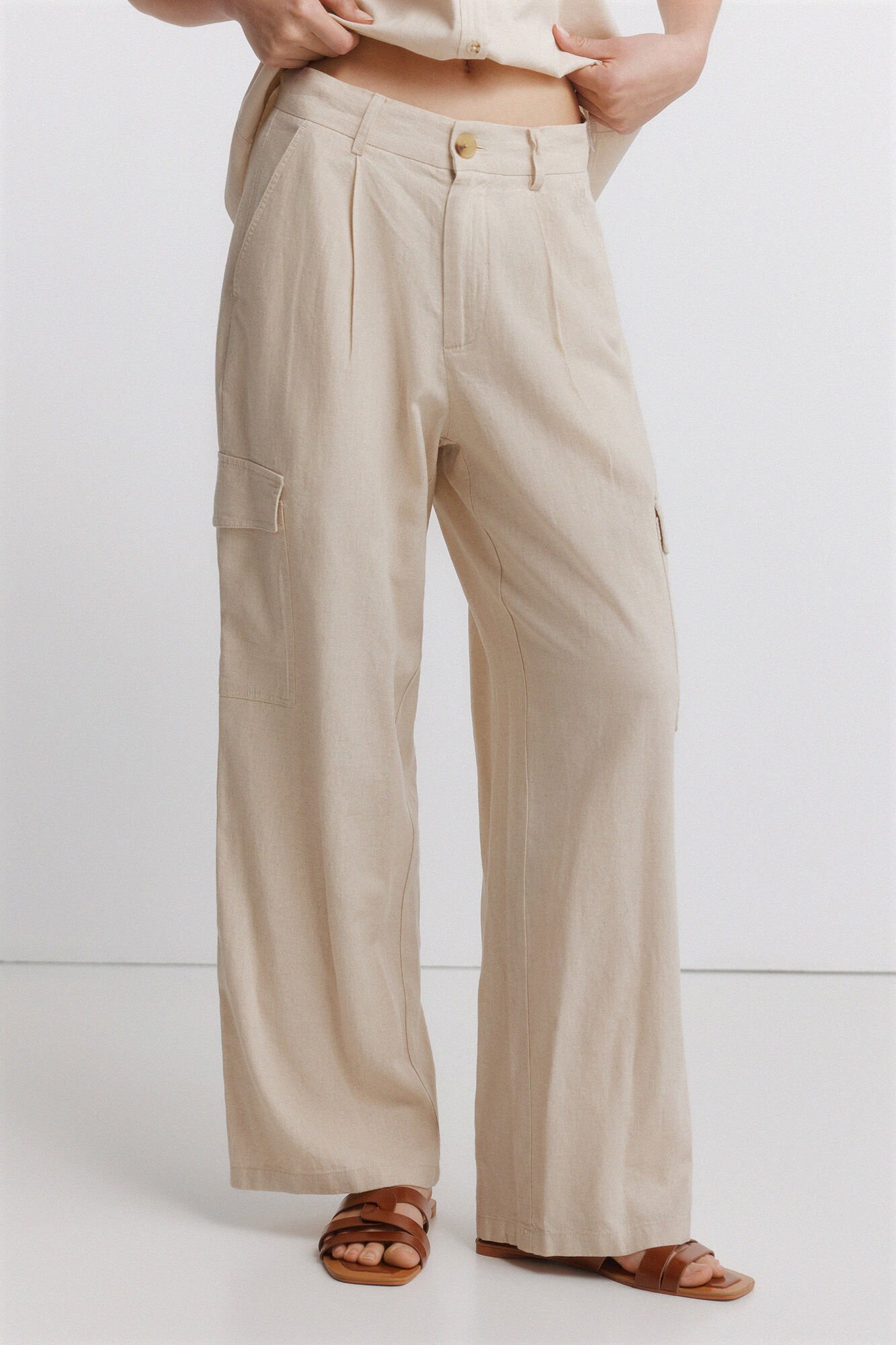 Springfield Pantal&oacute;n cargo de lino caf&eacute;