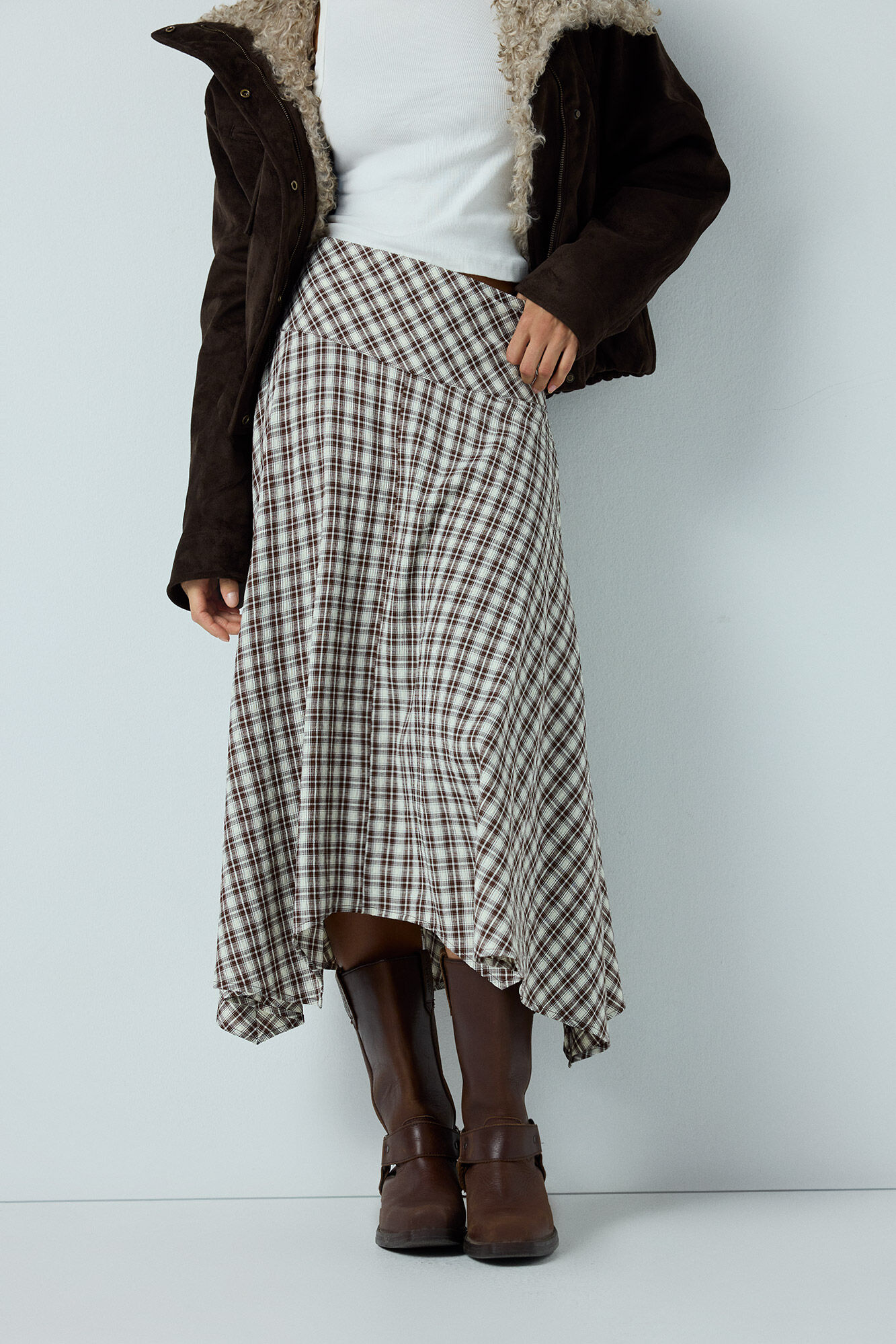 High Spirits Falda Midi Windsor
