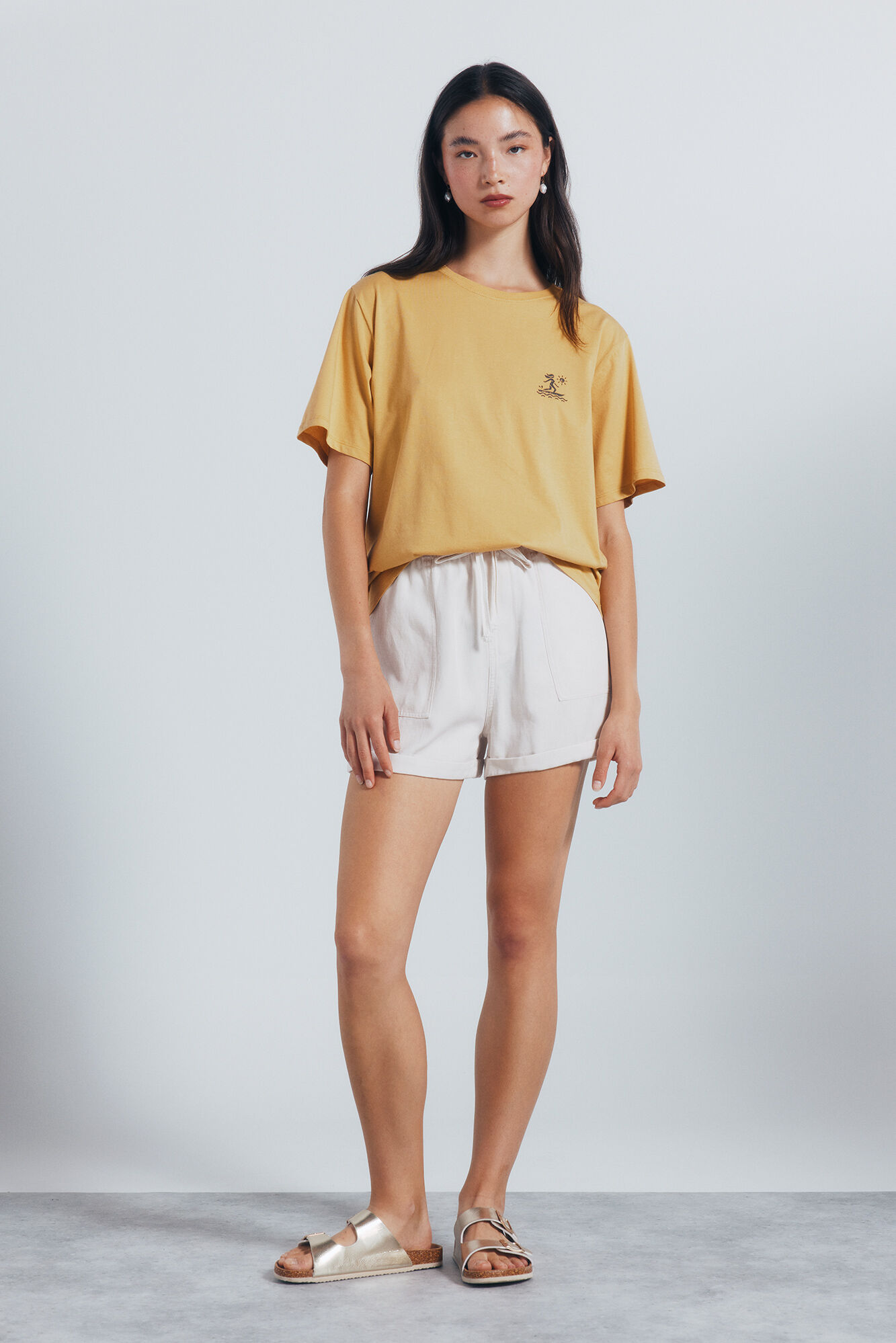 Springfield Playera gr&aacute;fica espalda amarillo