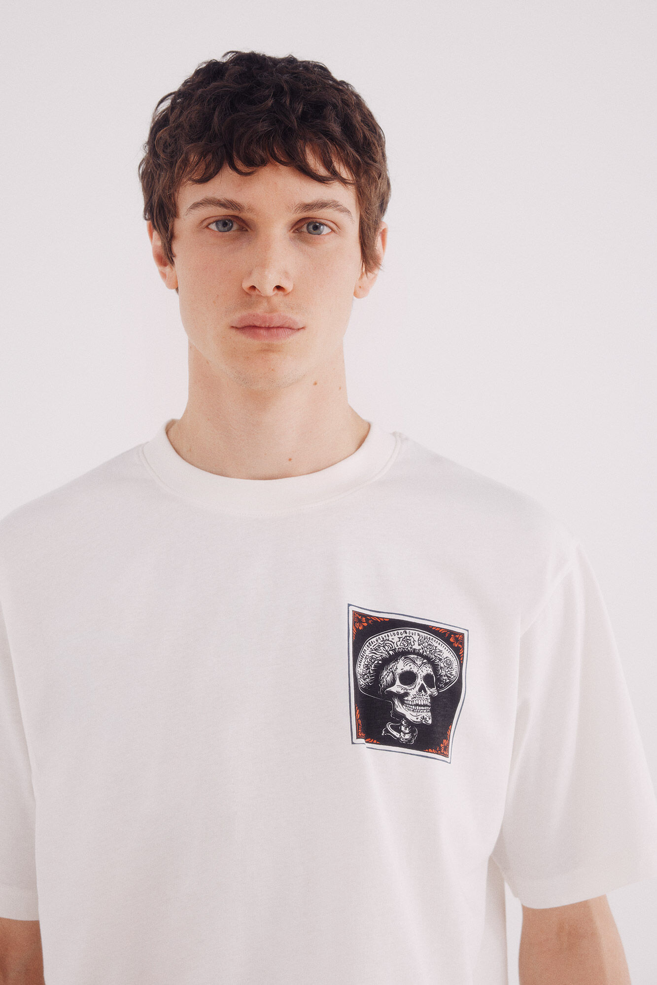 Springfield Playera con sombrero mexicano de calavera marfil